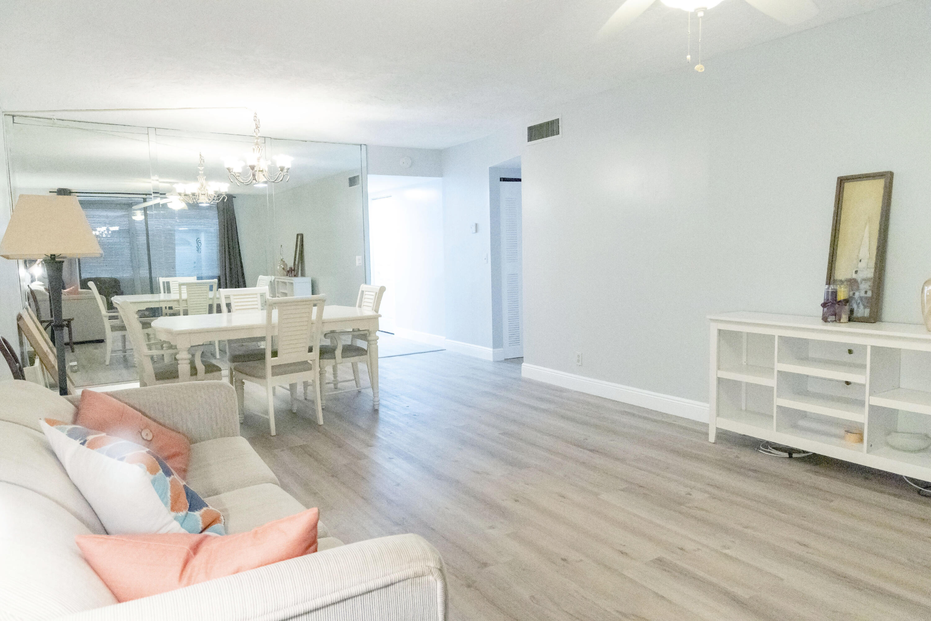SOMERSET NO FIVE CONDO - Residential