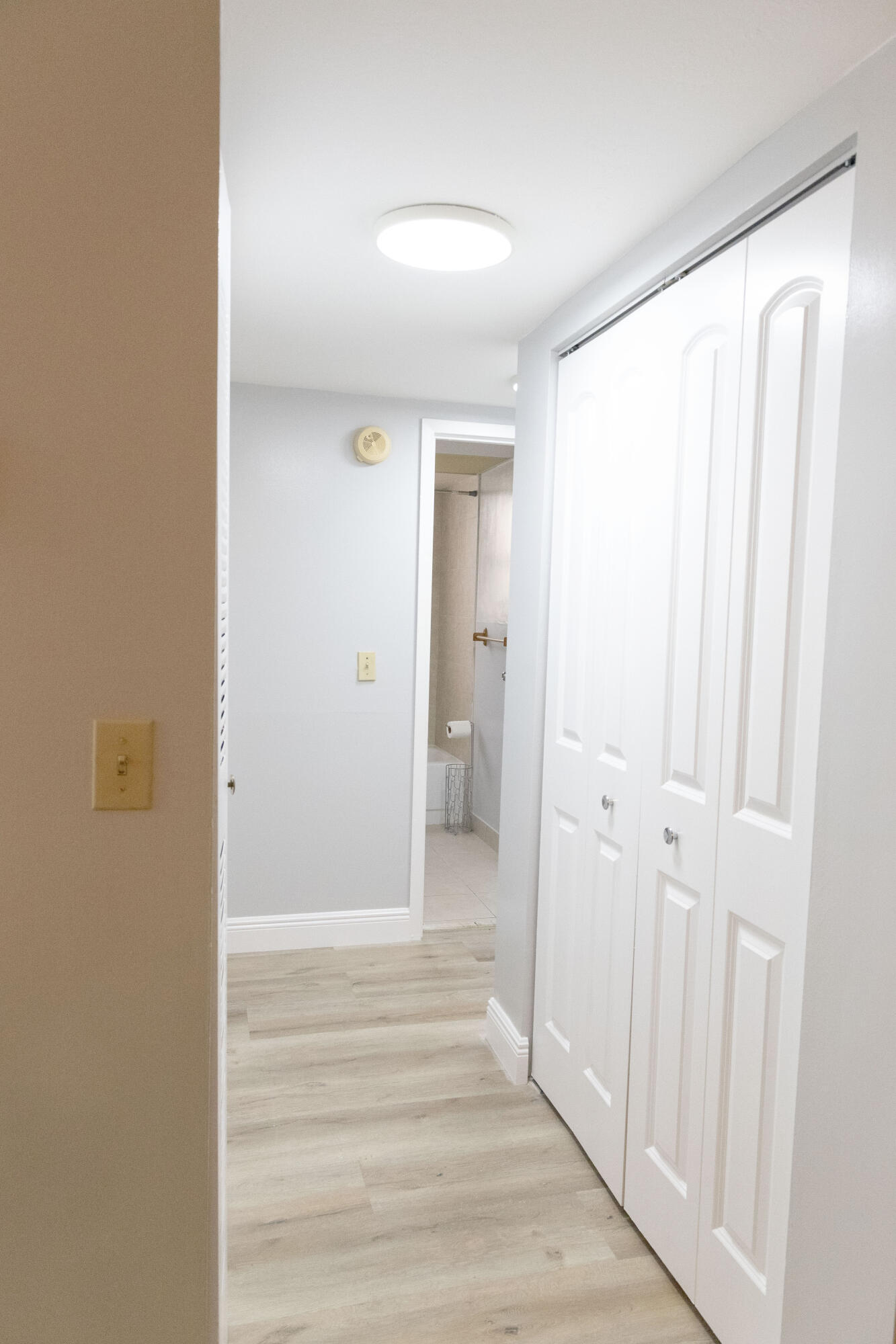 SOMERSET NO FIVE CONDO - Residential
