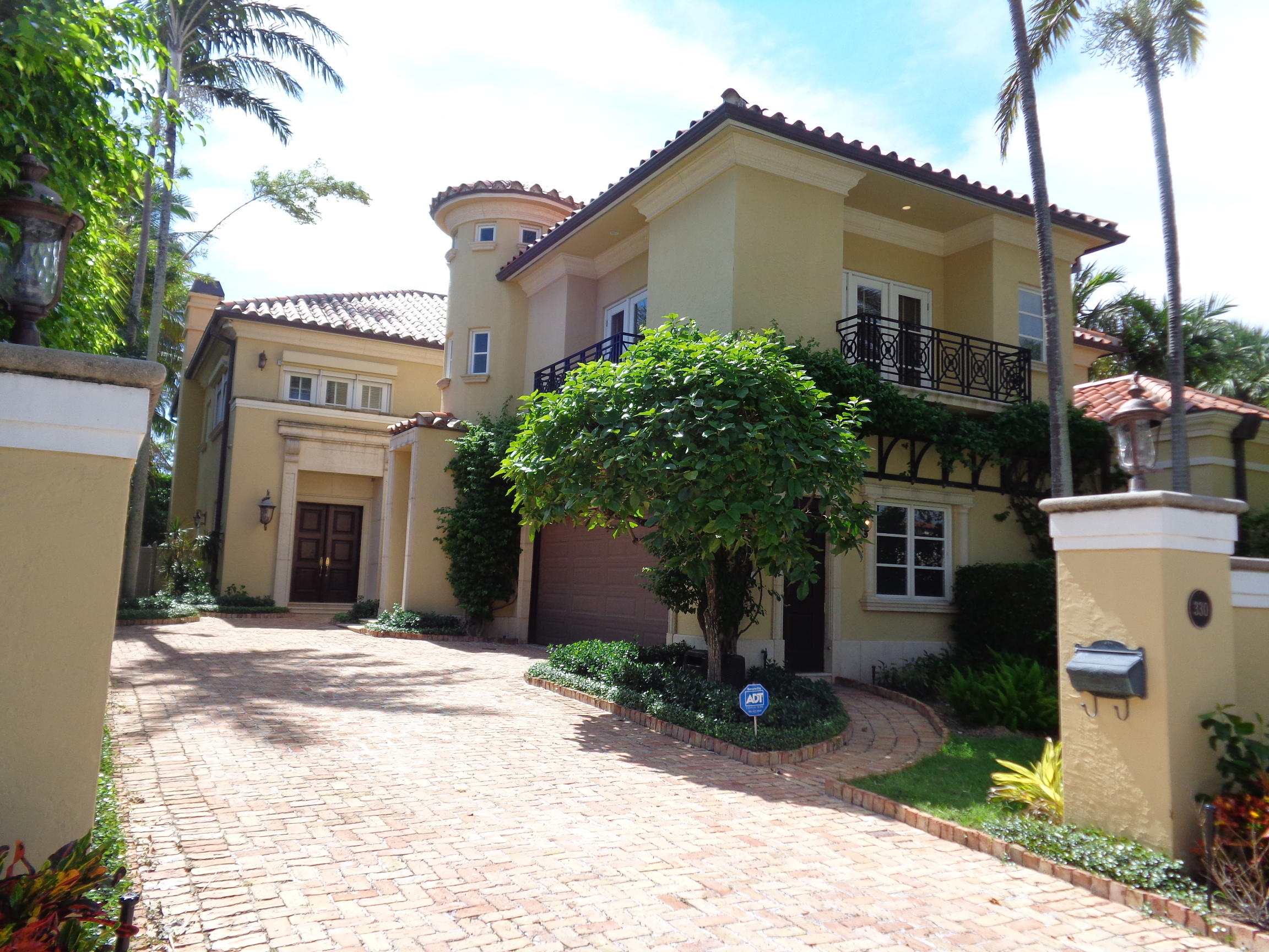 ROYAL PARK - Residential