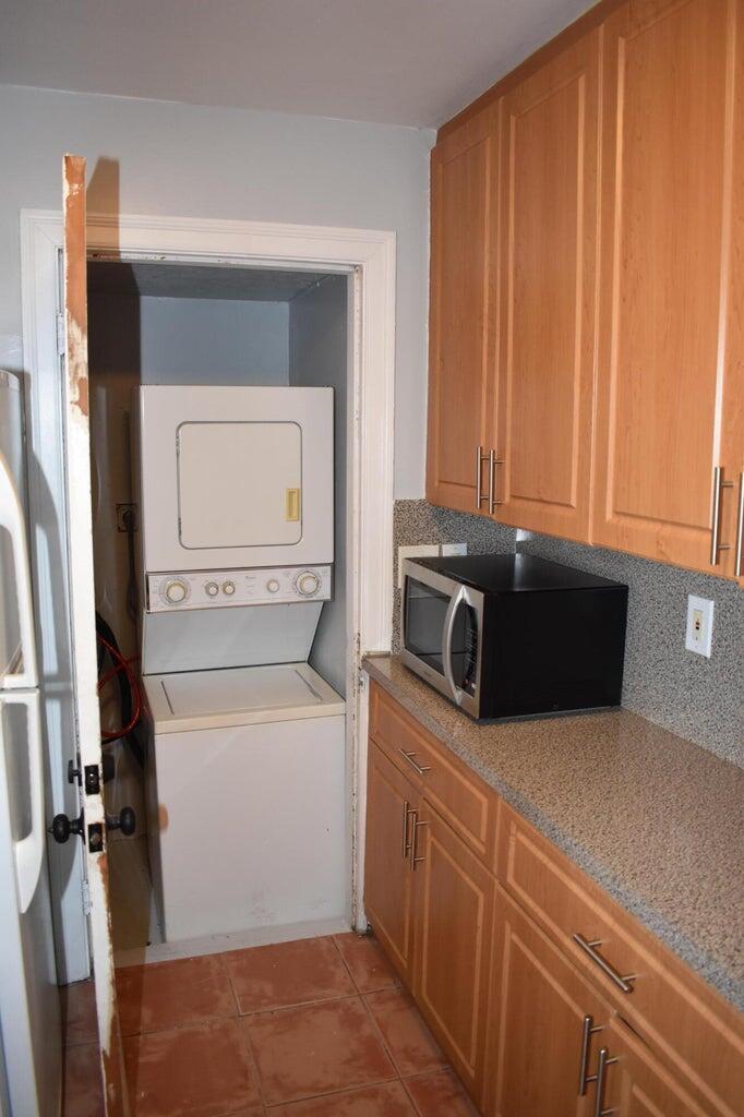 RIDGELAND PARK - Residential Lease