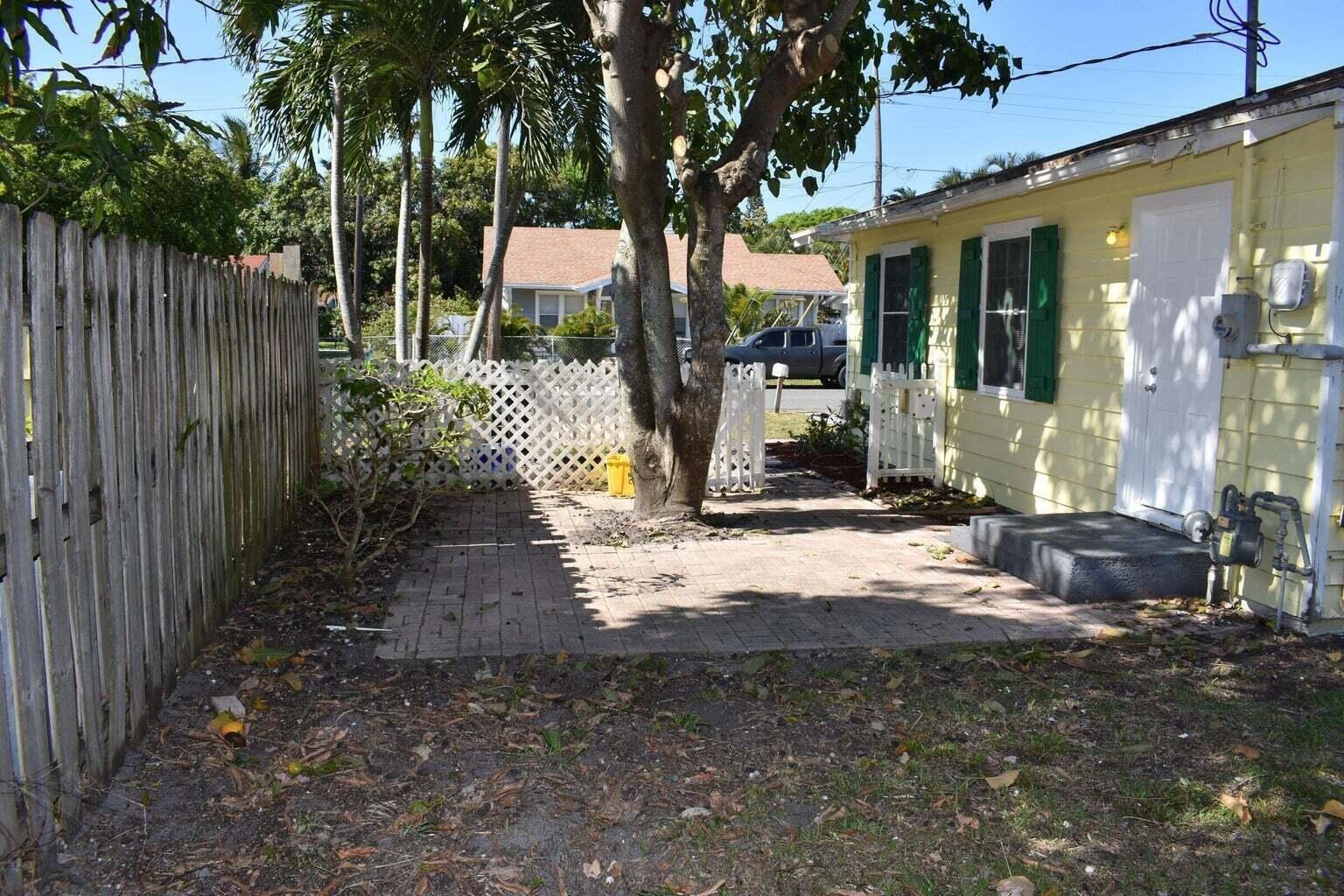 RIDGELAND PARK - Residential Lease