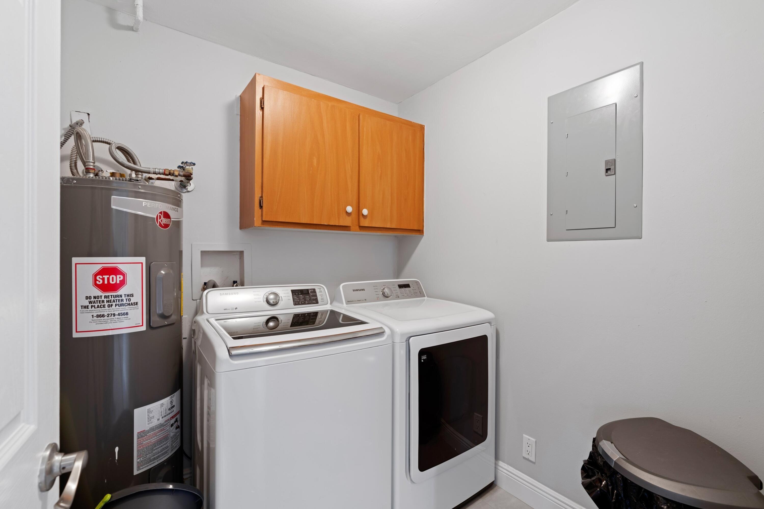 GLENS CONDO - Residential
