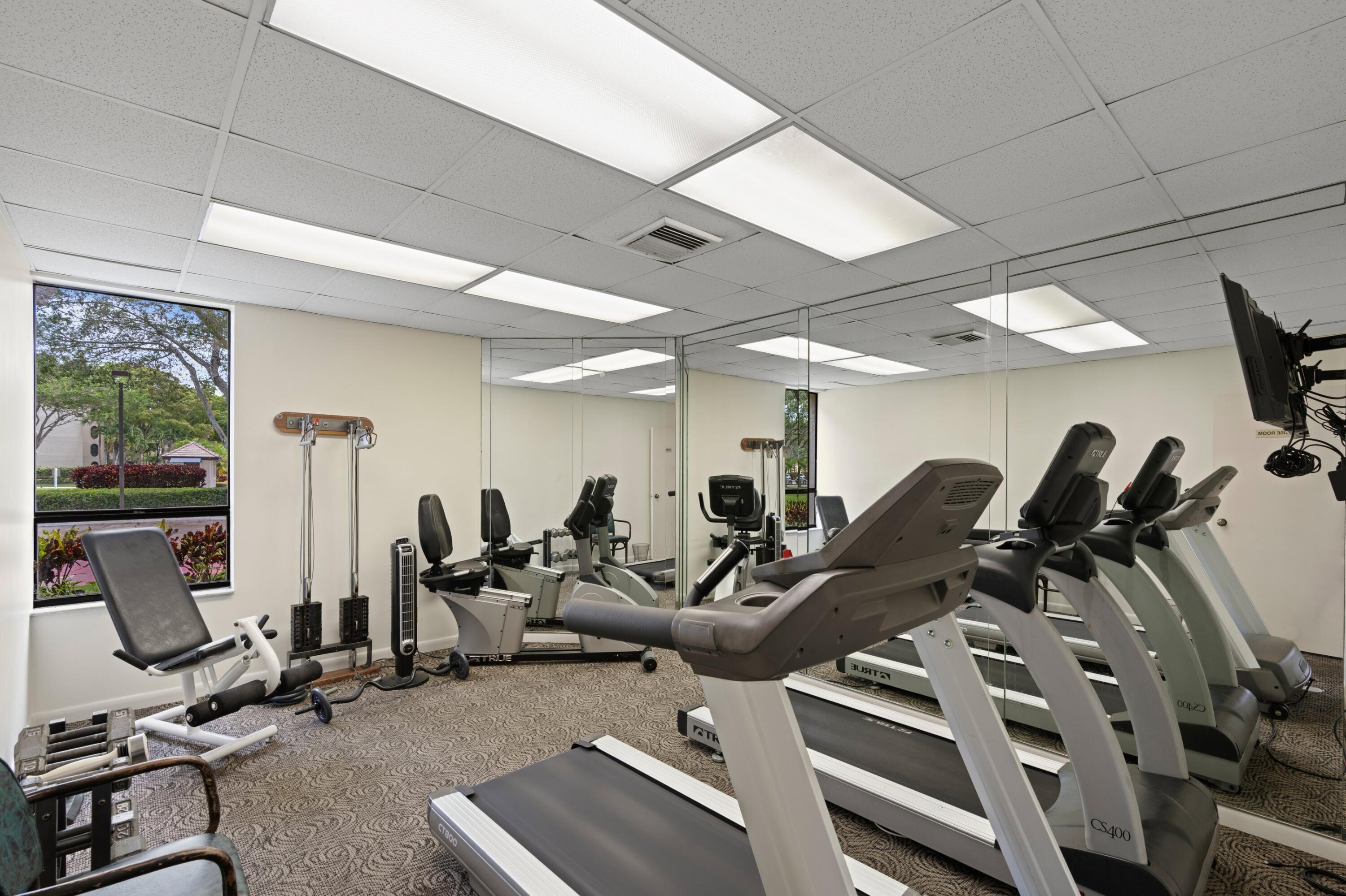 GLENS CONDO - Residential