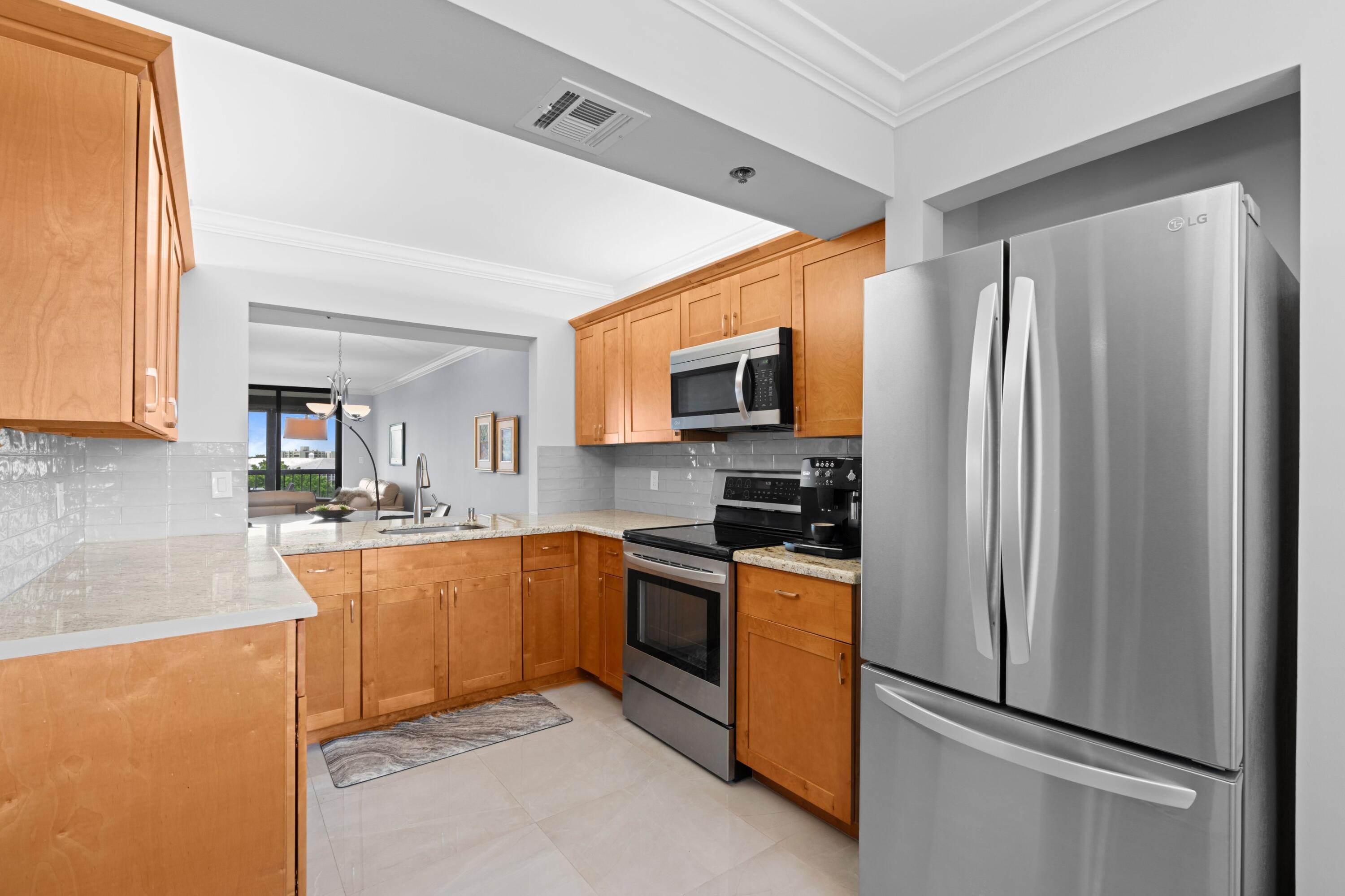 GLENS CONDO - Residential