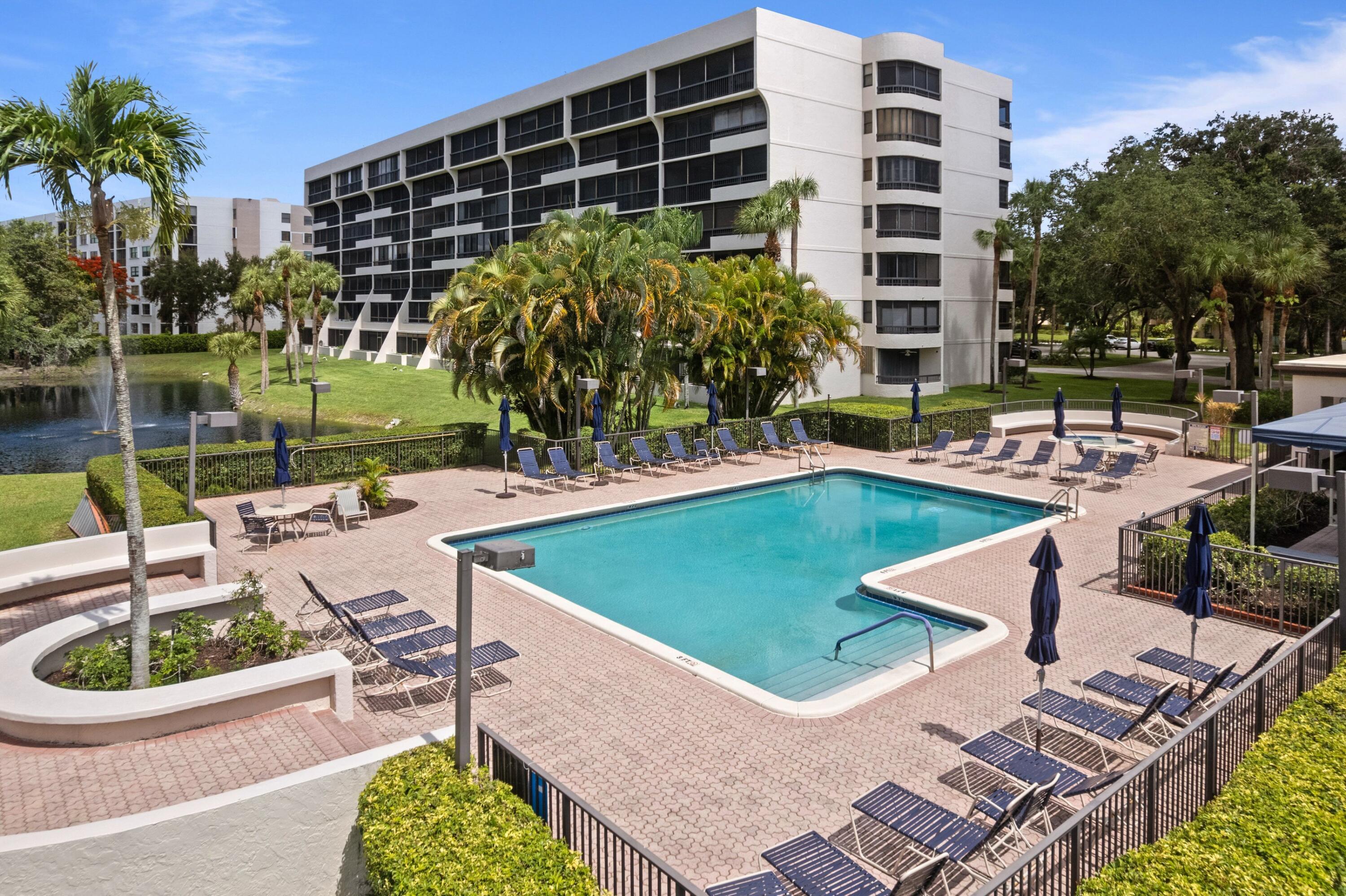GLENS CONDO - Residential