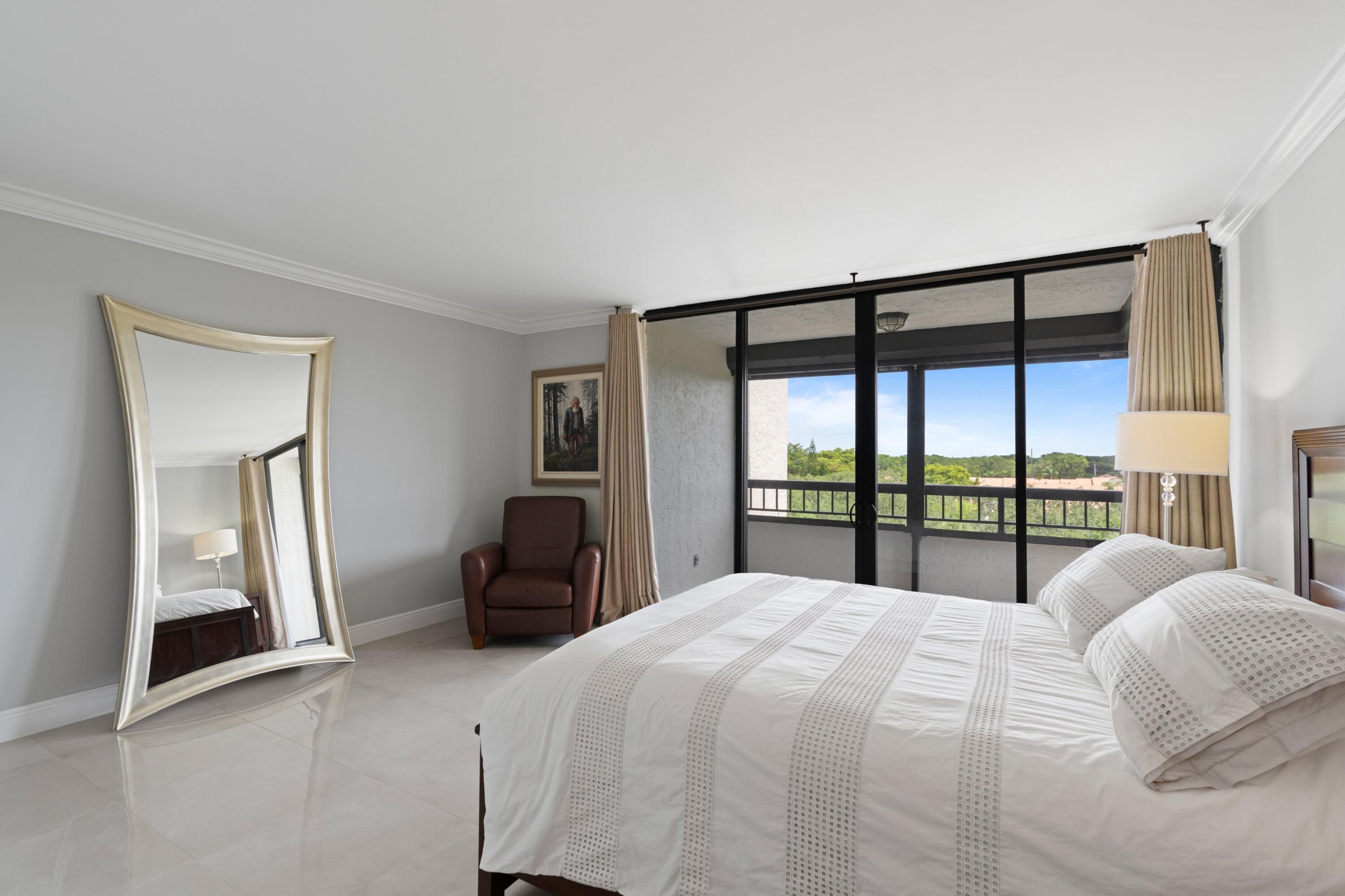 GLENS CONDO - Residential