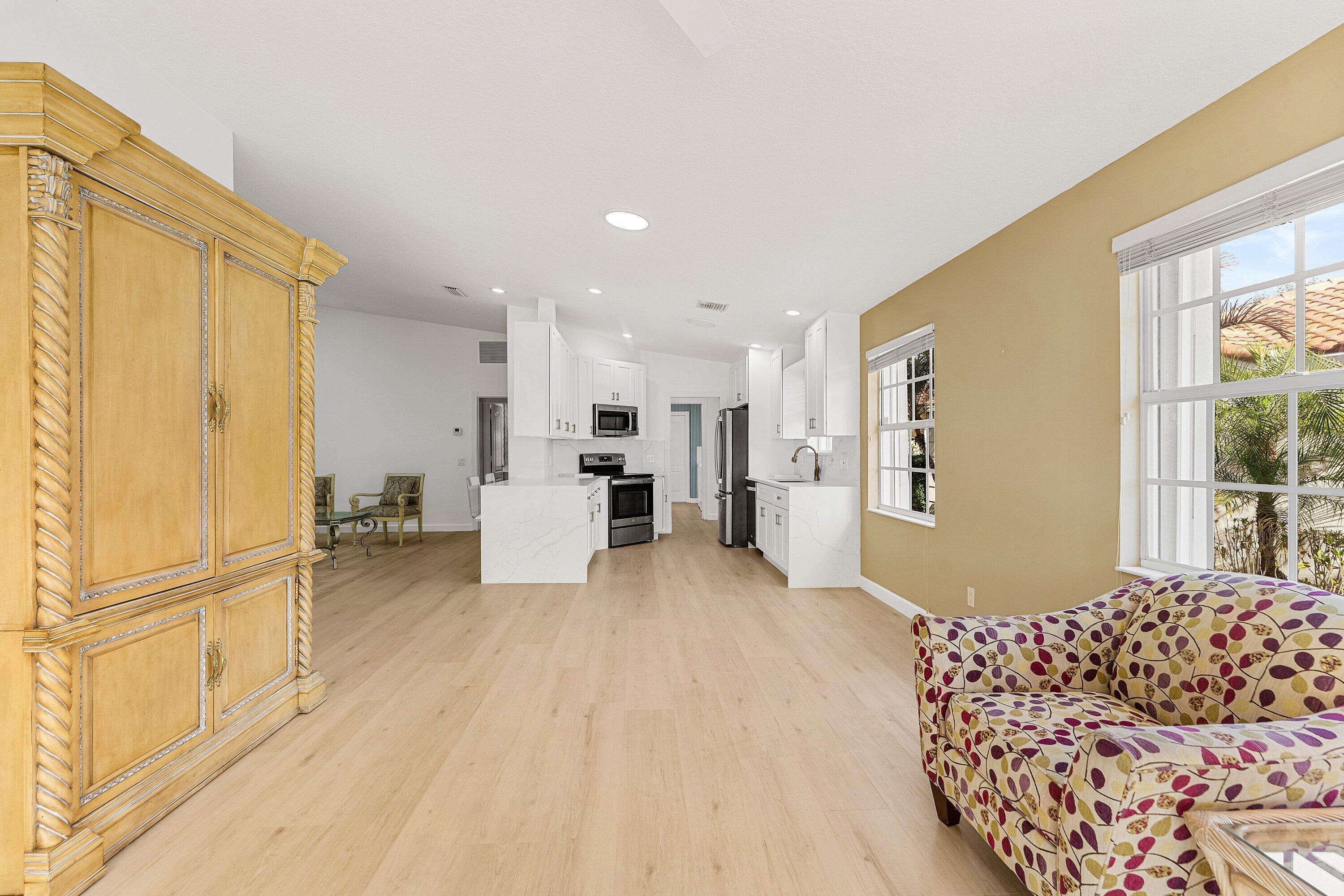 RIVERWALK PL 9 - Residential