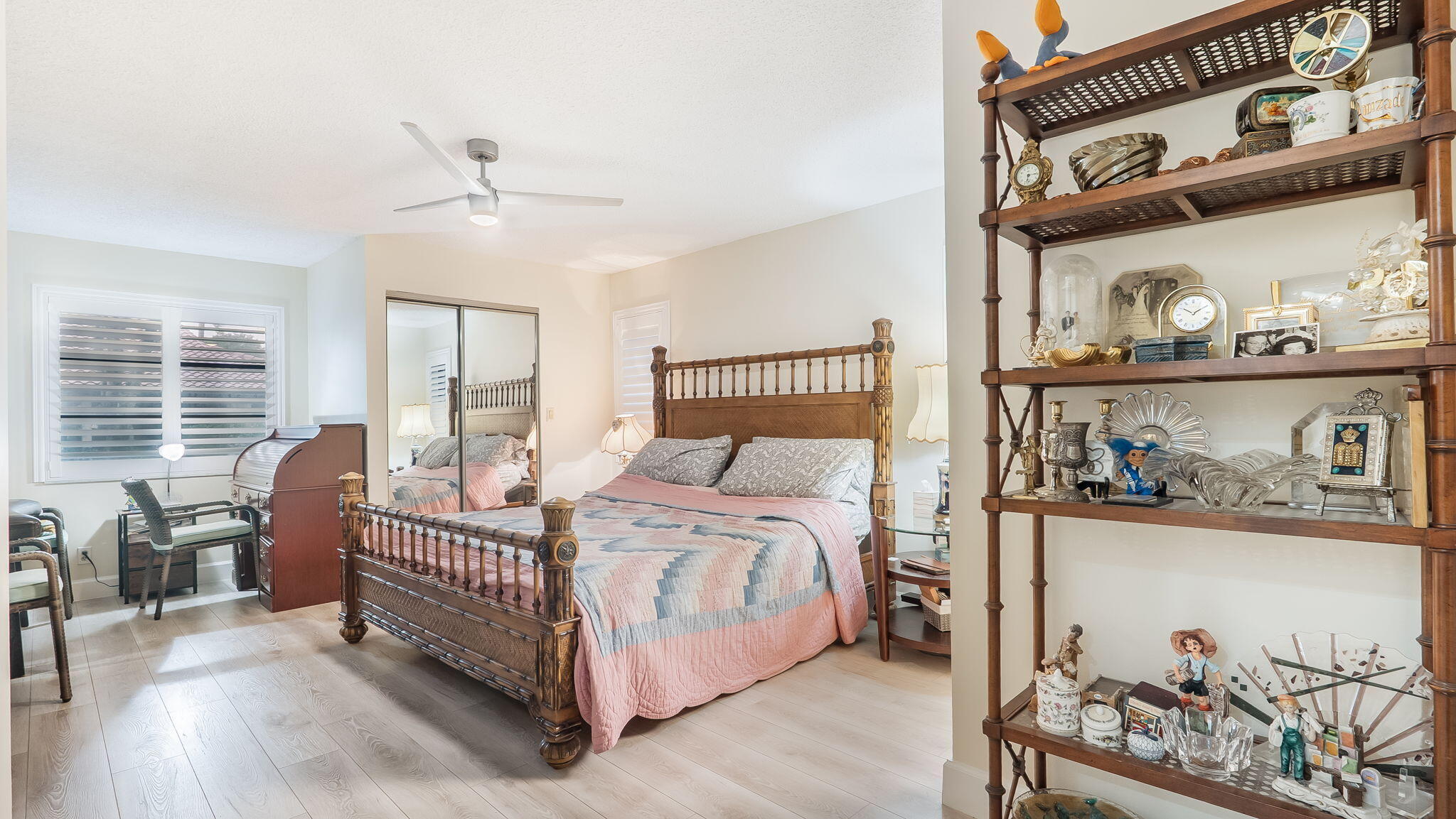 HUNTINGTON POINTE - Residential