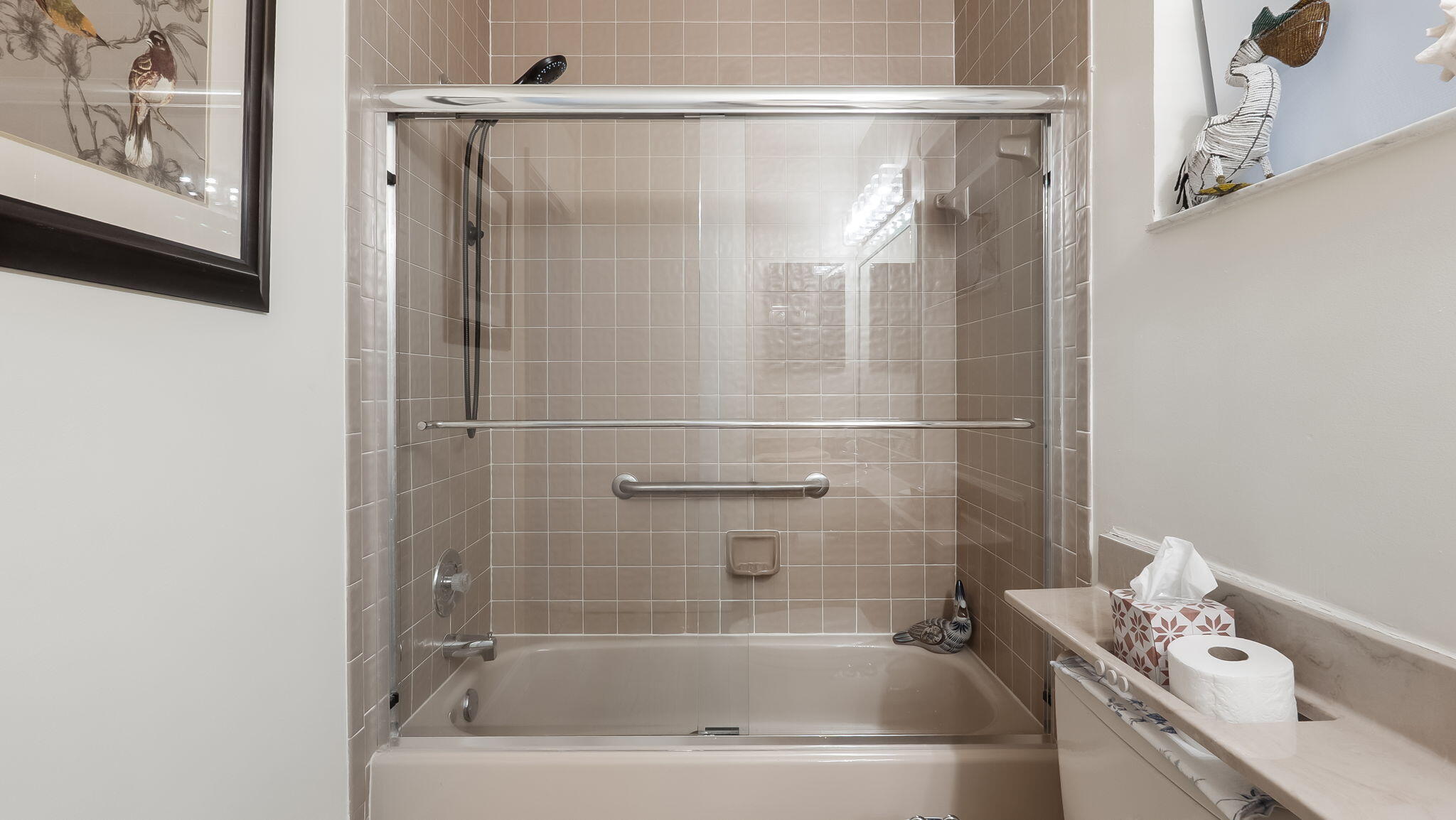 HUNTINGTON POINTE - Residential