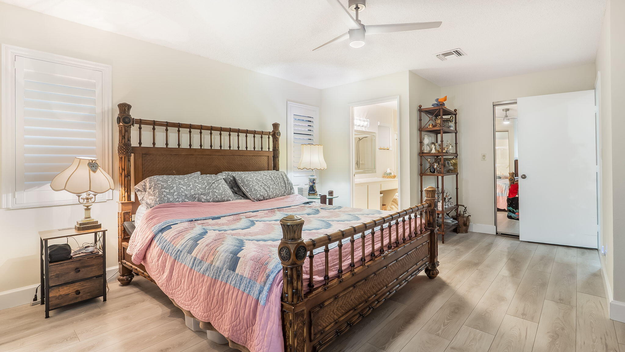 HUNTINGTON POINTE - Residential