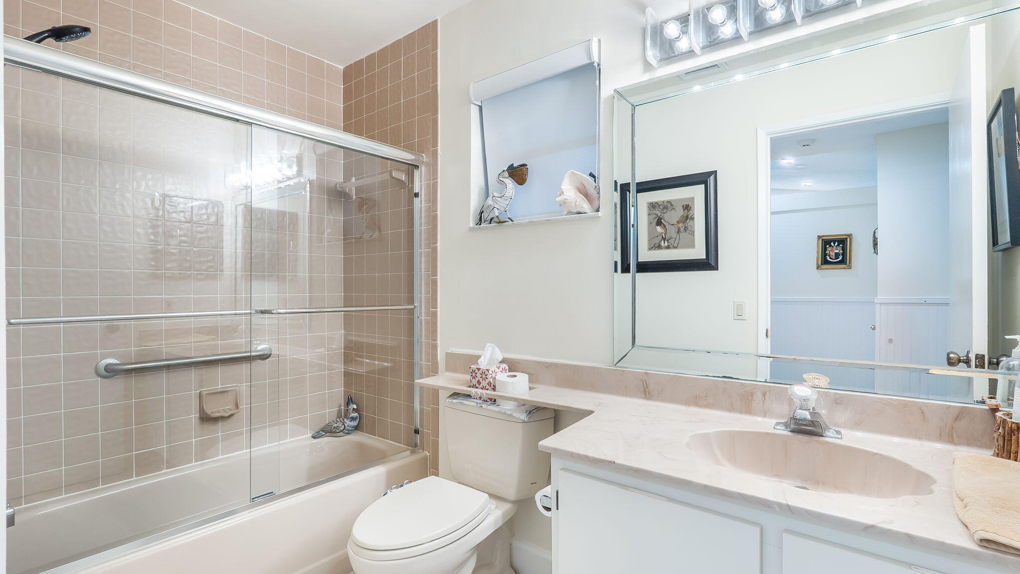 HUNTINGTON POINTE - Residential