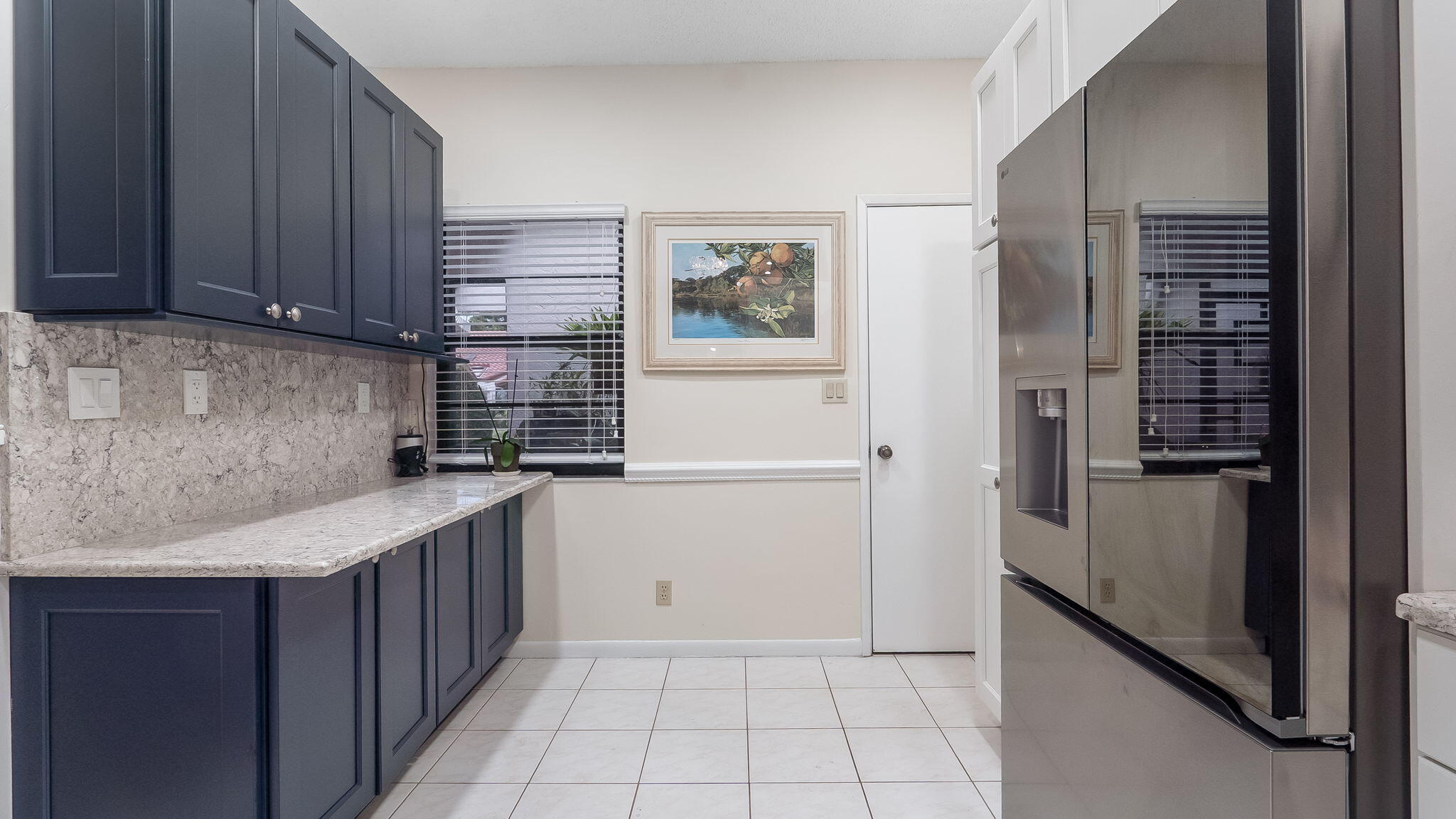 HUNTINGTON POINTE - Residential
