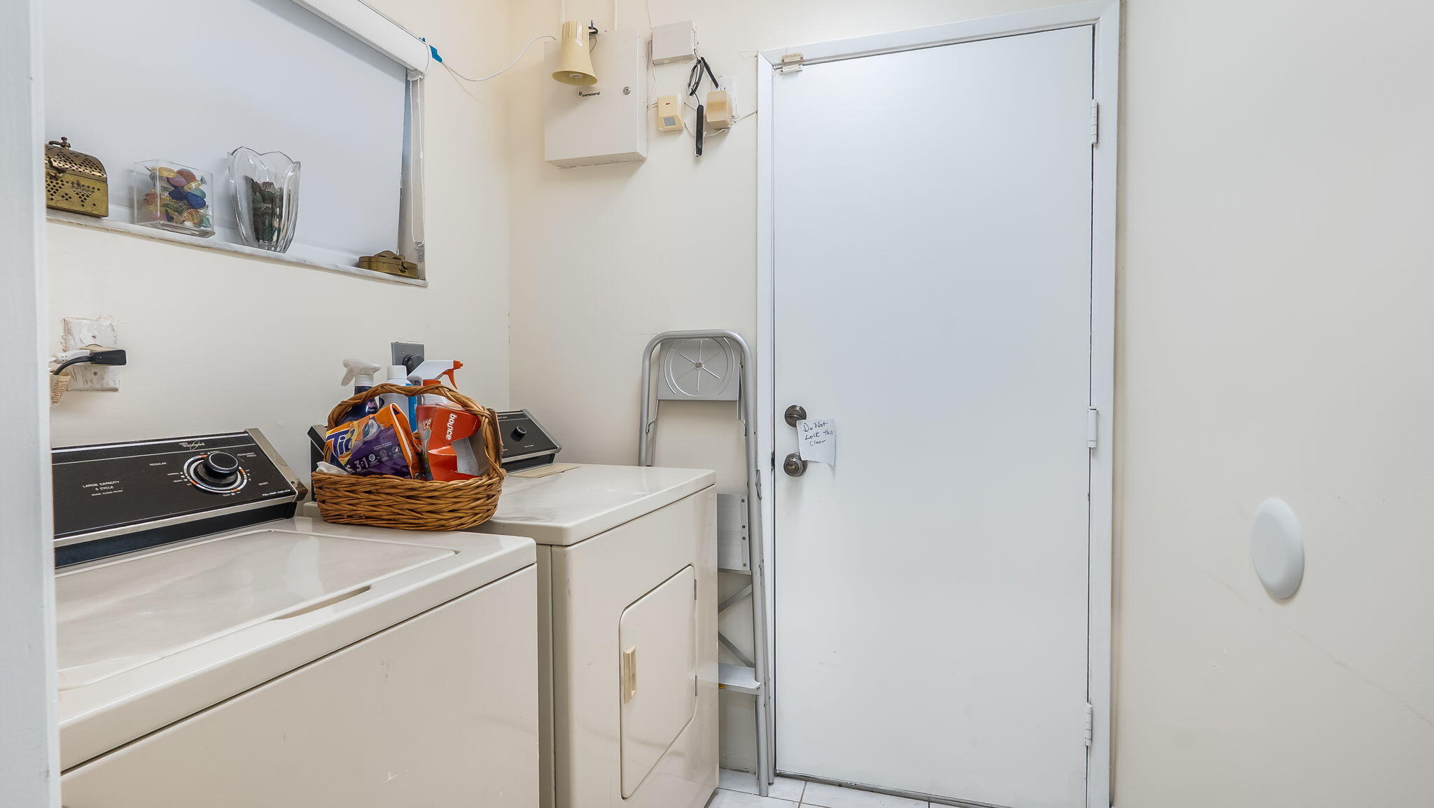HUNTINGTON POINTE - Residential