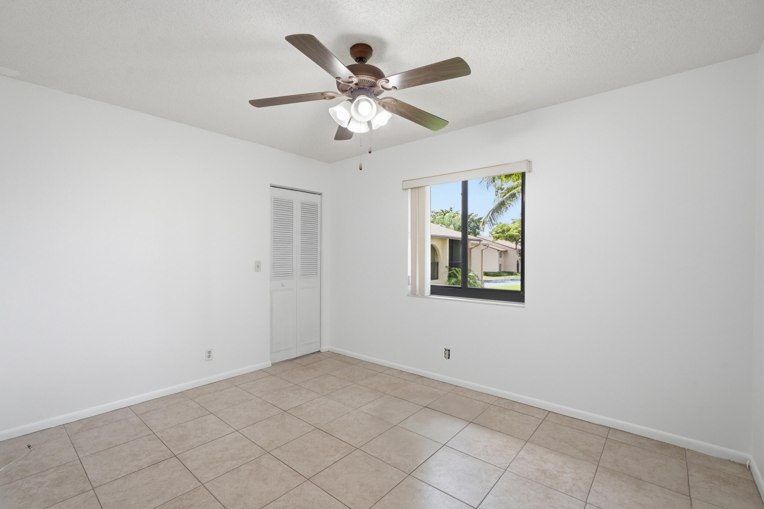 PINE RIDGE NORTH I CONDO - Residential Lease