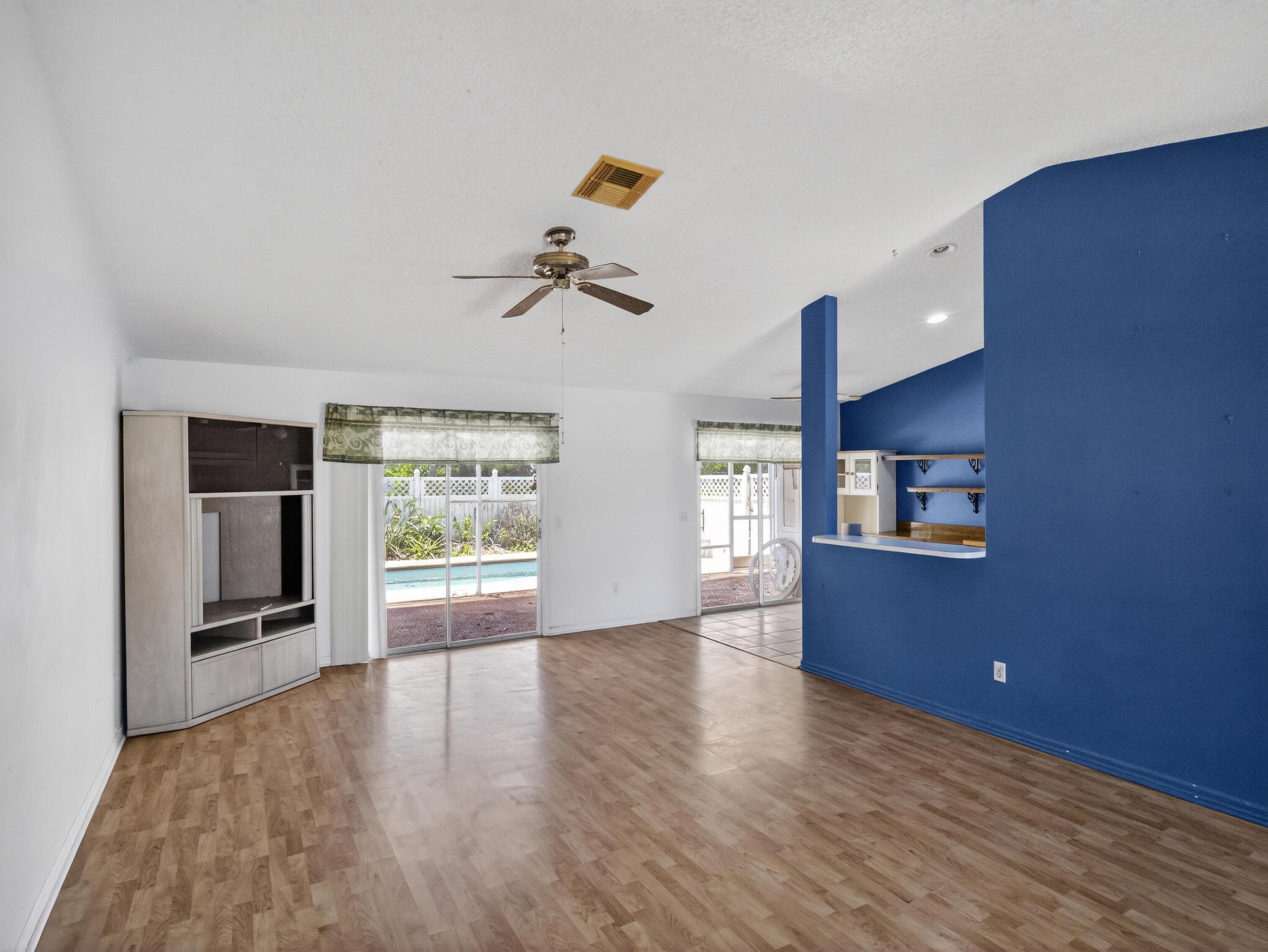 PORT ST LUCIE SECTION 16 - Residential