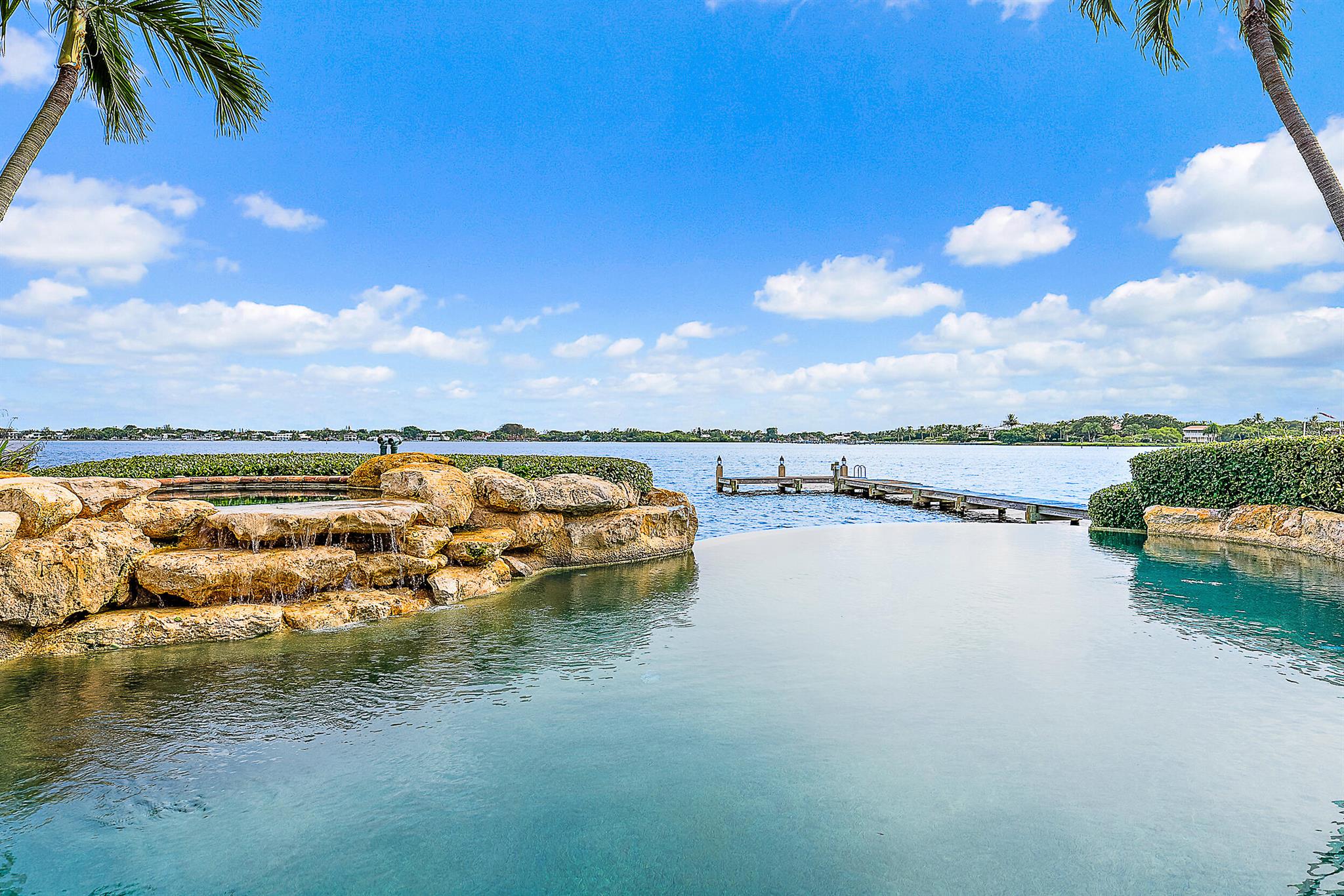 Tequesta Country Club - Residential