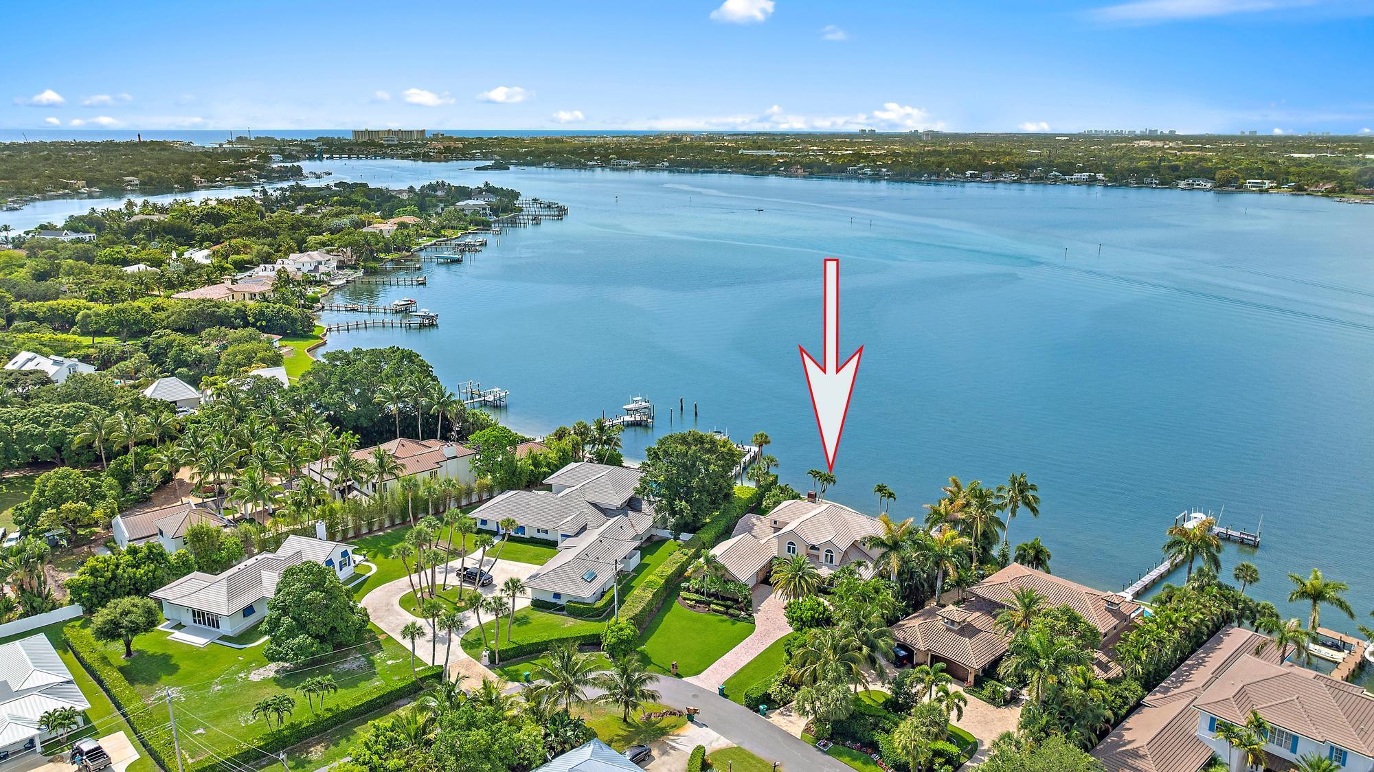 Tequesta Country Club - Residential