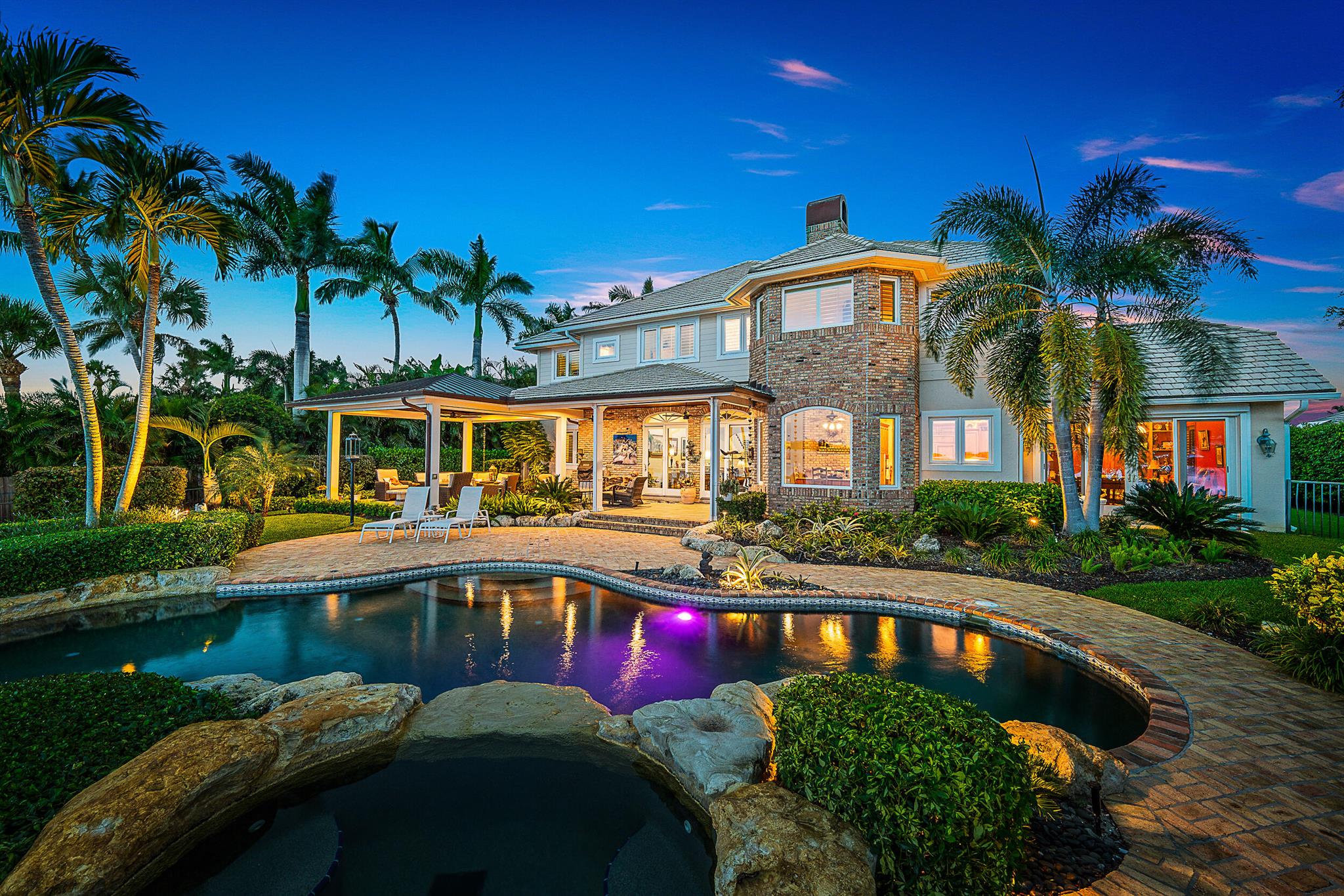 Tequesta Country Club - Residential