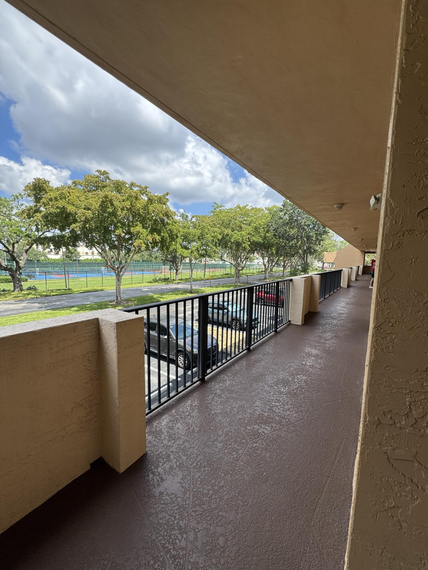 CORAL GATE XII CONDO - Residential