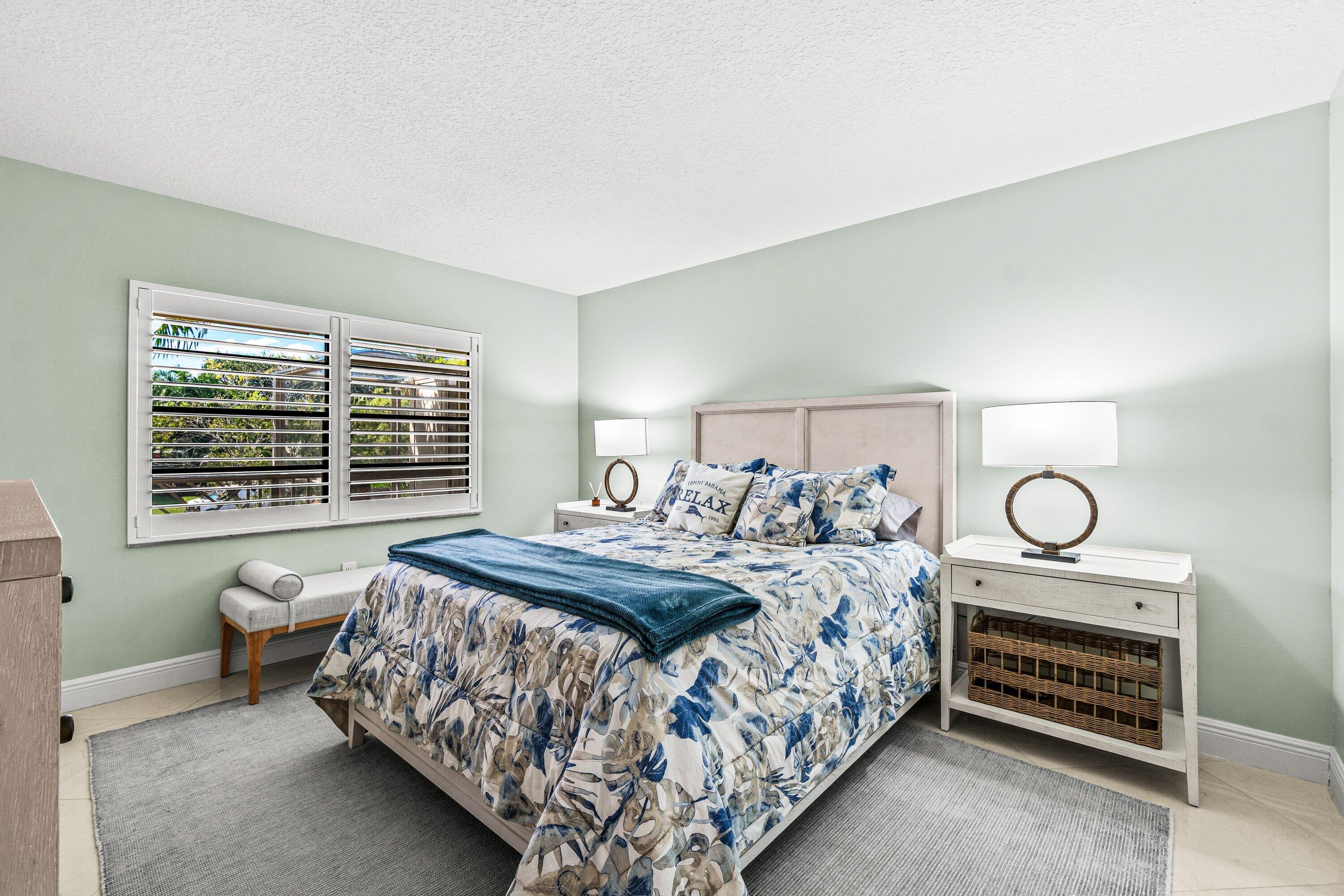 STRATFORD AT HUNTERS RUN CONDO - Residential