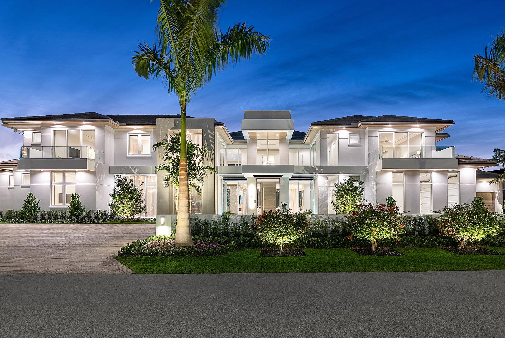 ROYAL PALM YACHT & COUNTRY CLUB - Residential