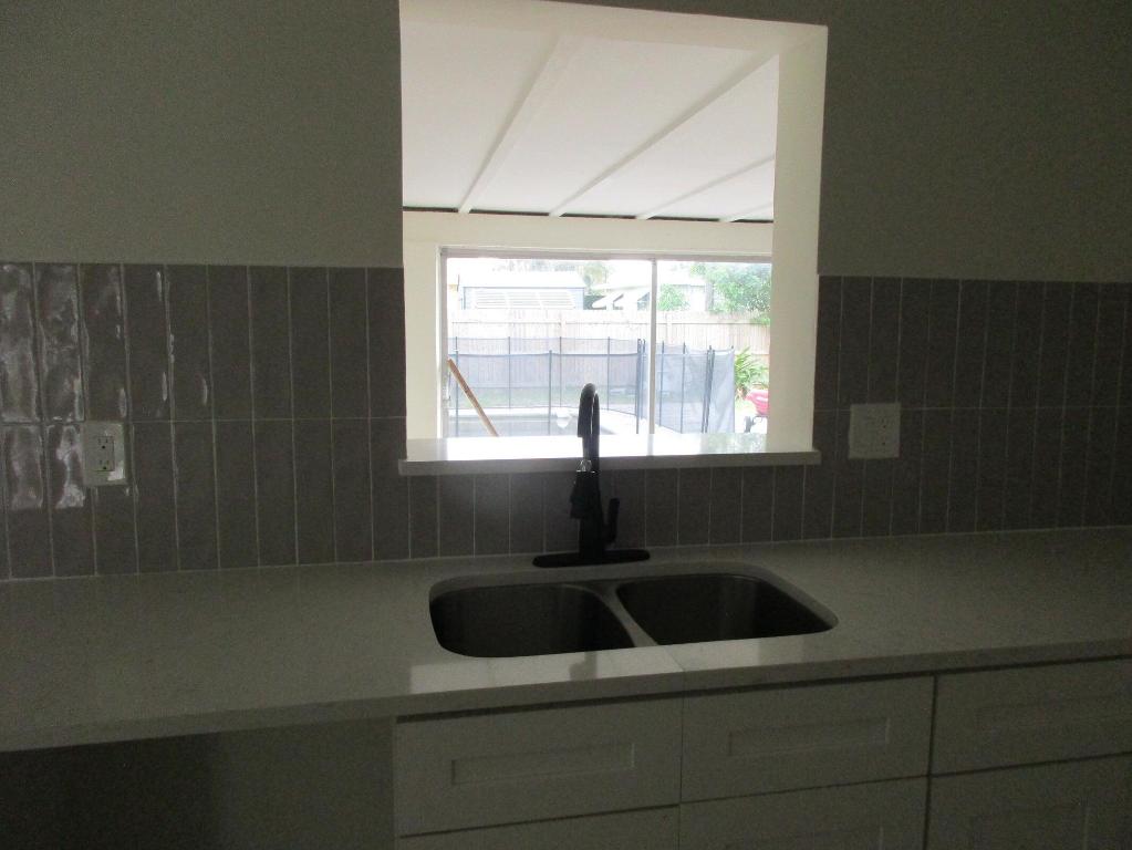 PALM BEACH RIDGE - Residential