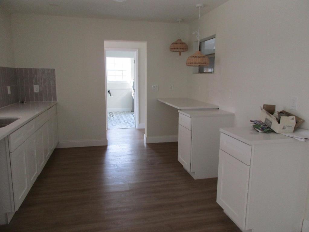 PALM BEACH RIDGE - Residential