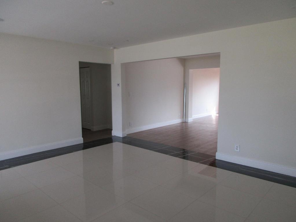 PALM BEACH RIDGE - Residential