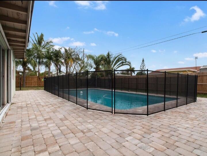 PALM BEACH RIDGE - Residential