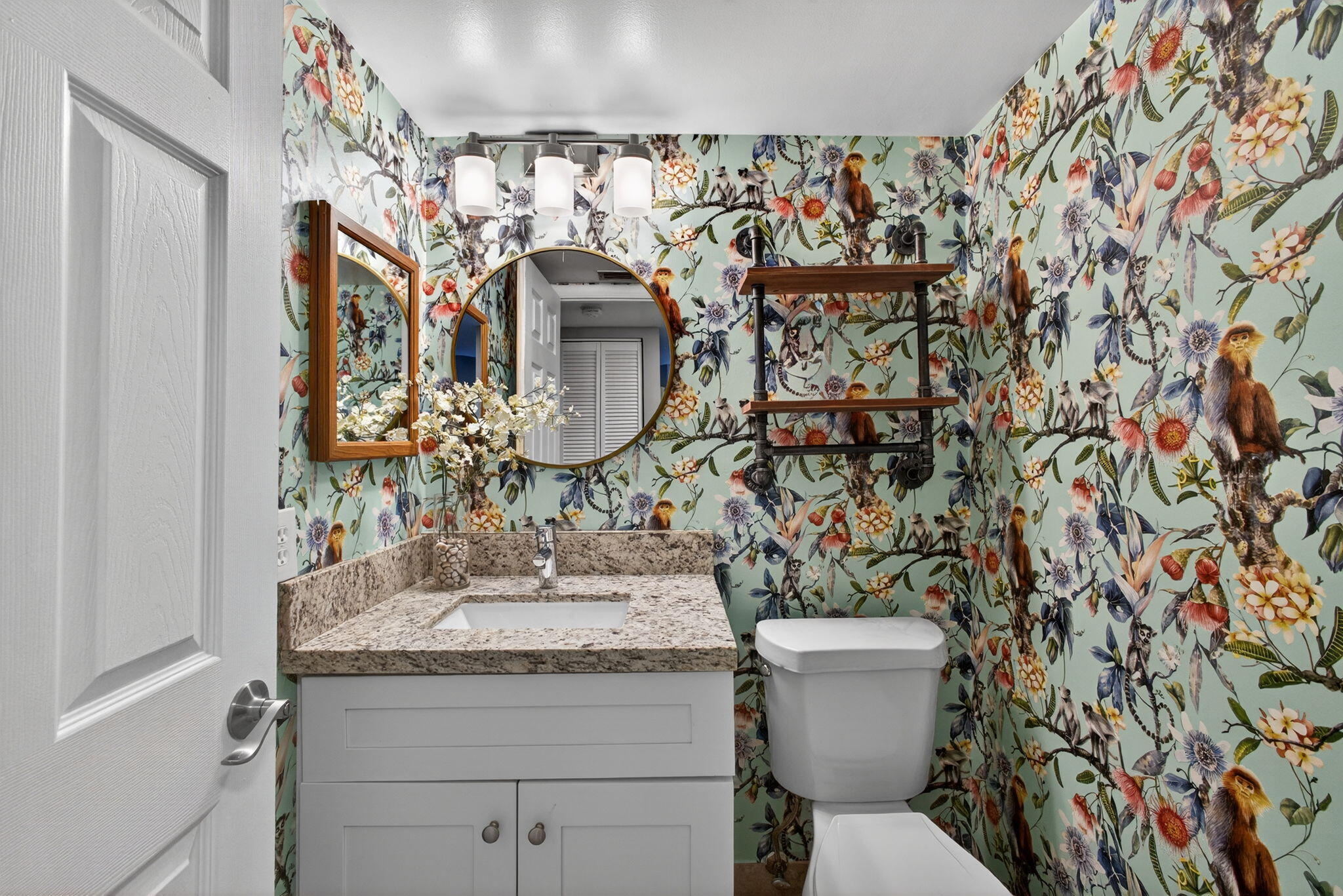SEA RISE CONDO - Residential
