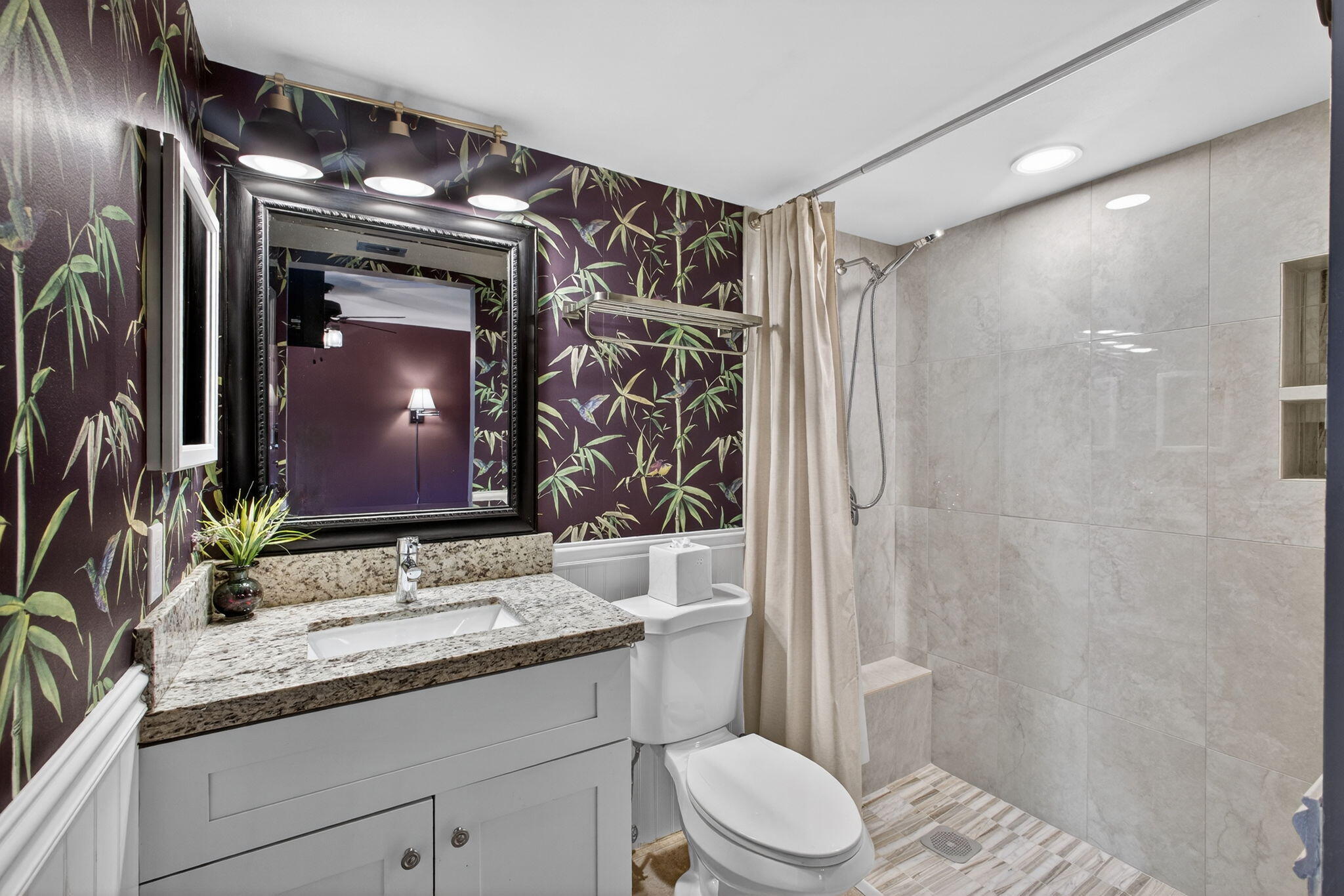 SEA RISE CONDO - Residential