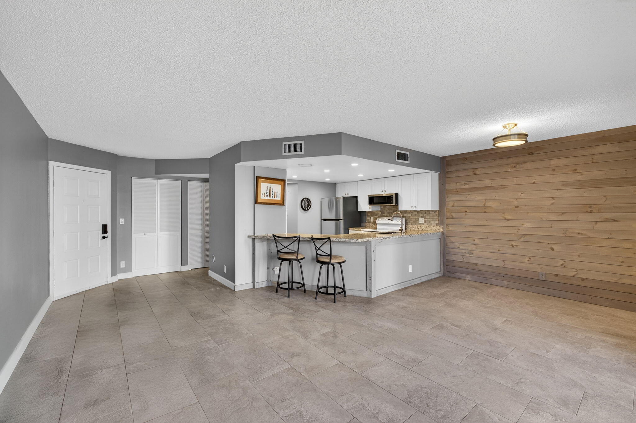 SEA RISE CONDO - Residential