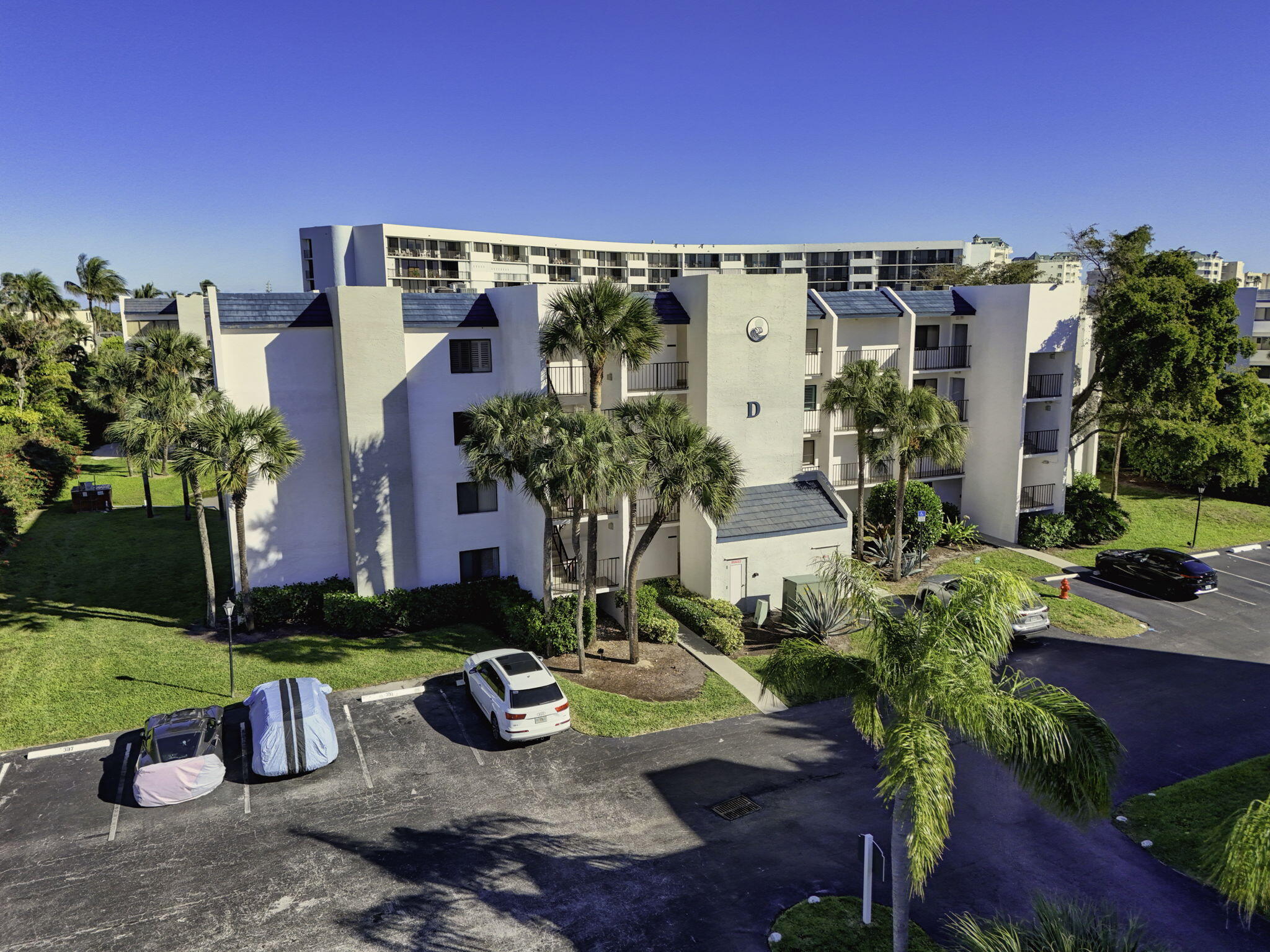 SEA RISE CONDO - Residential