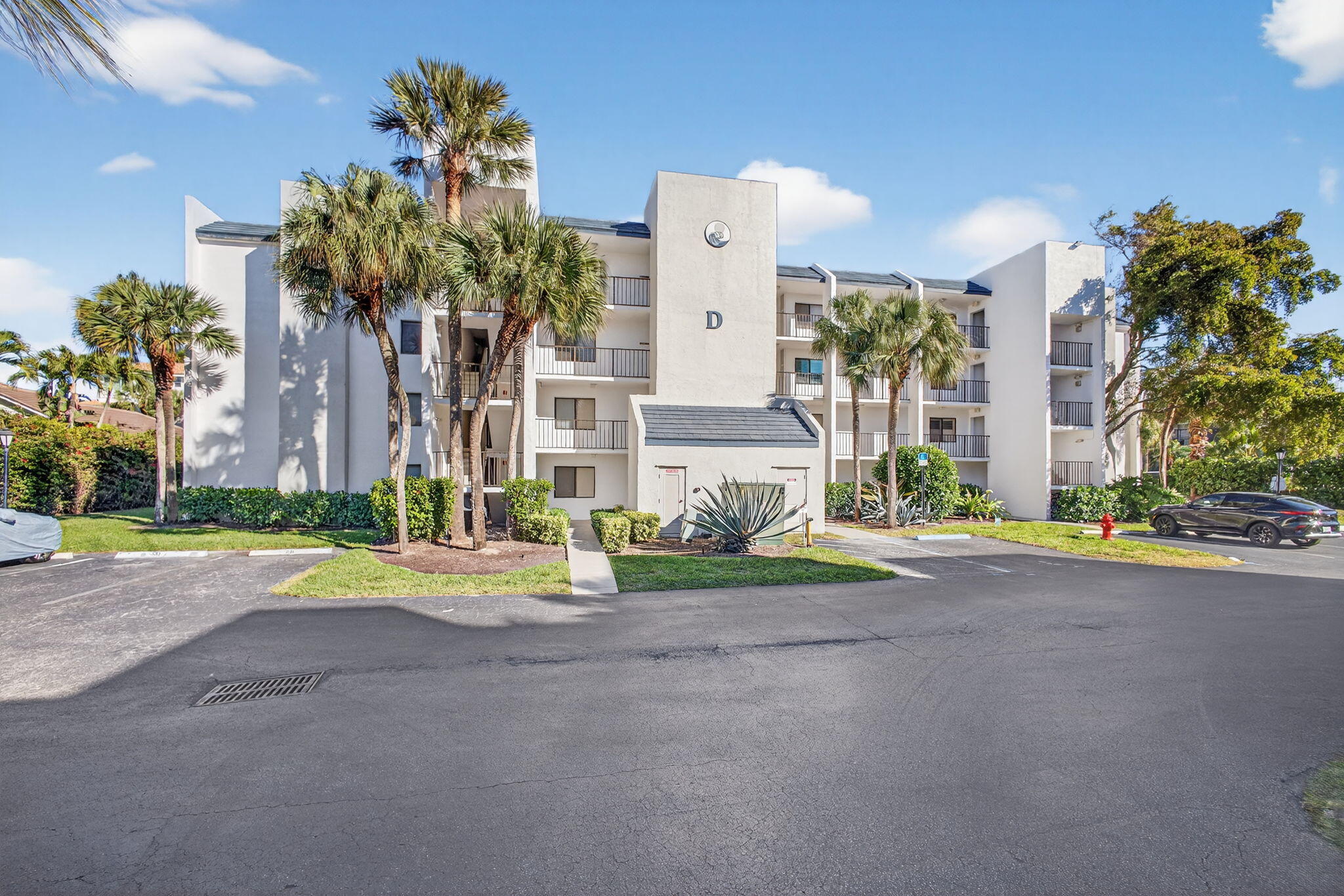 SEA RISE CONDO - Residential