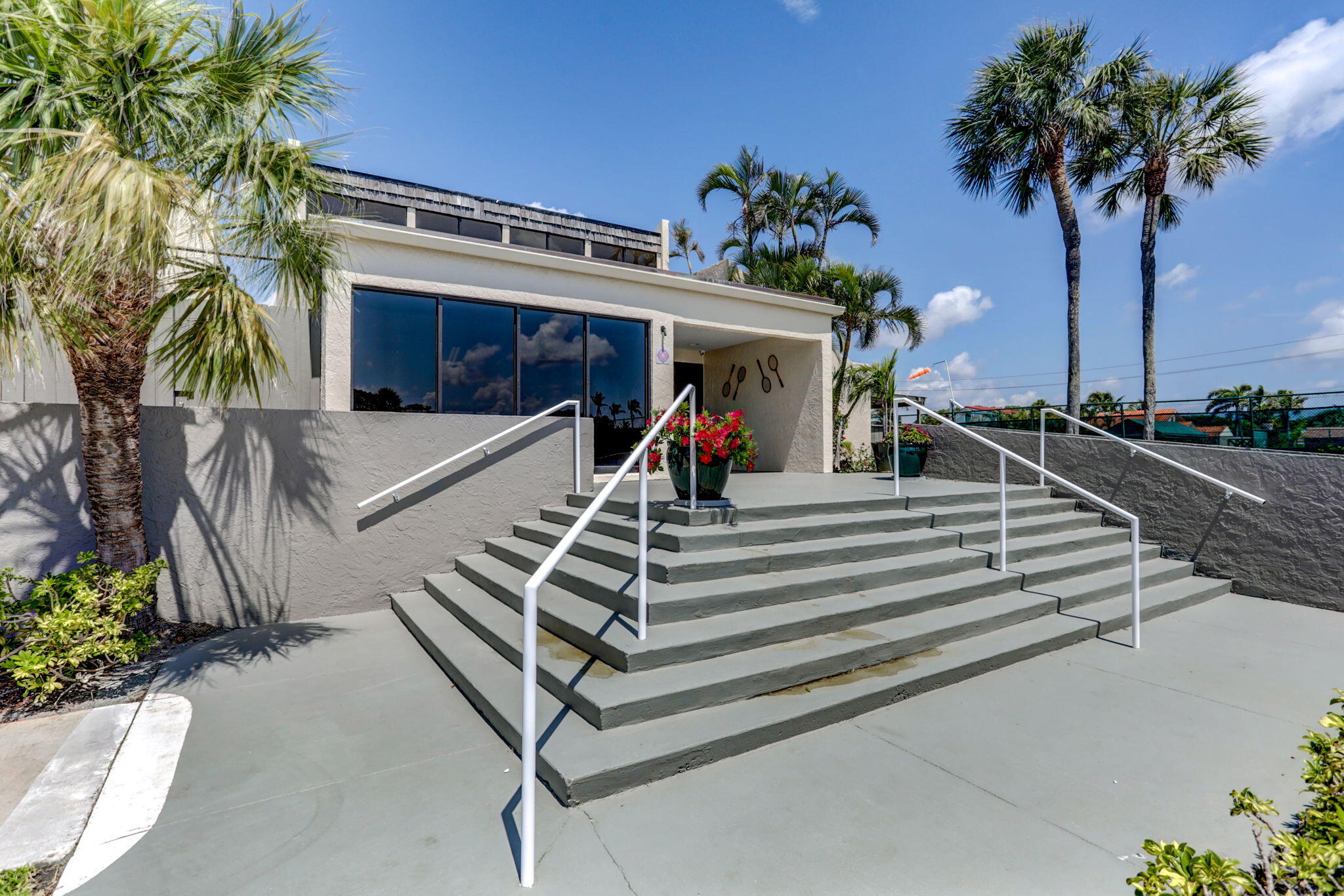 SEA RISE CONDO - Residential
