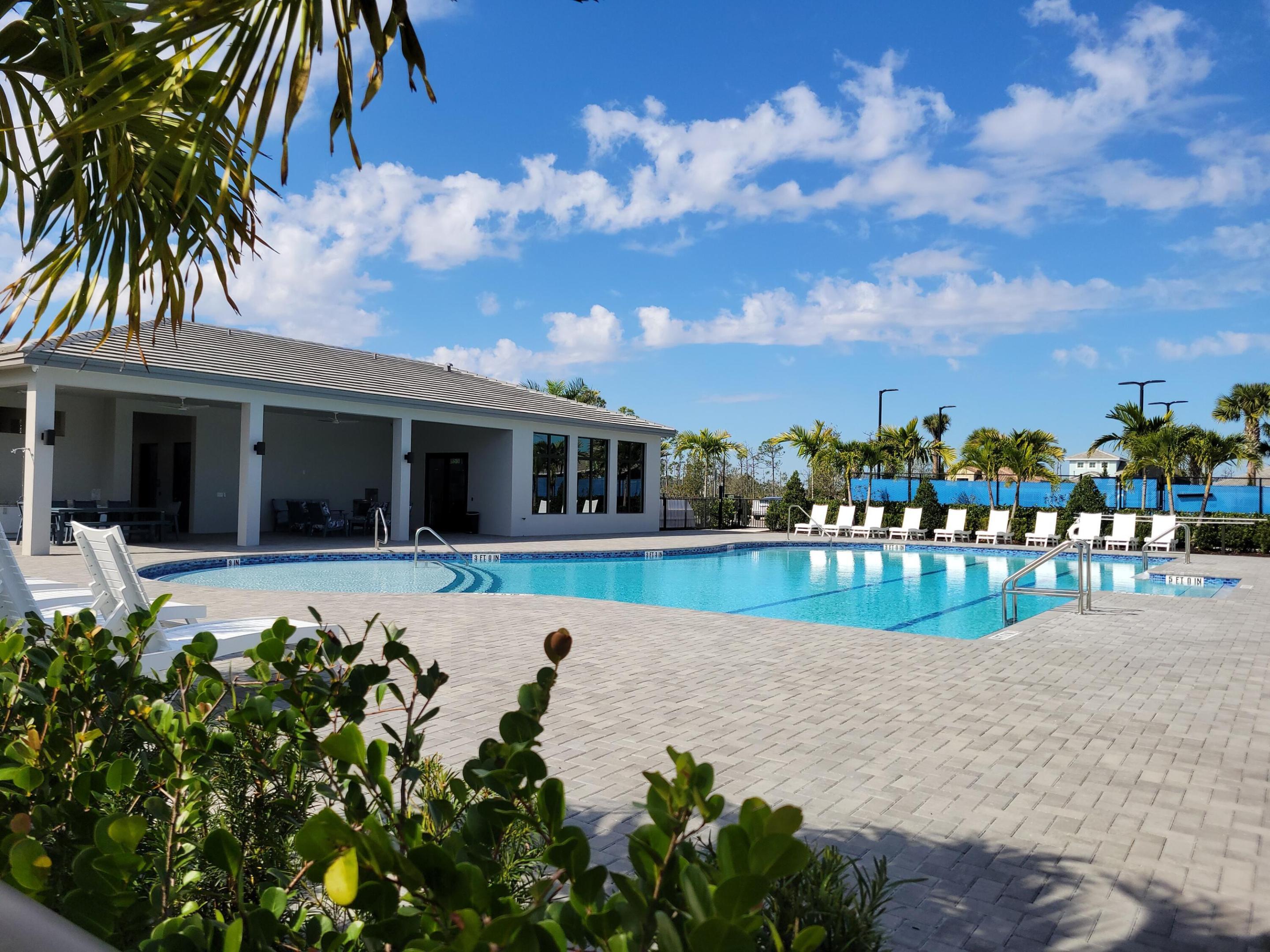 VERANDA ESTATES PHASE 1 - Residential