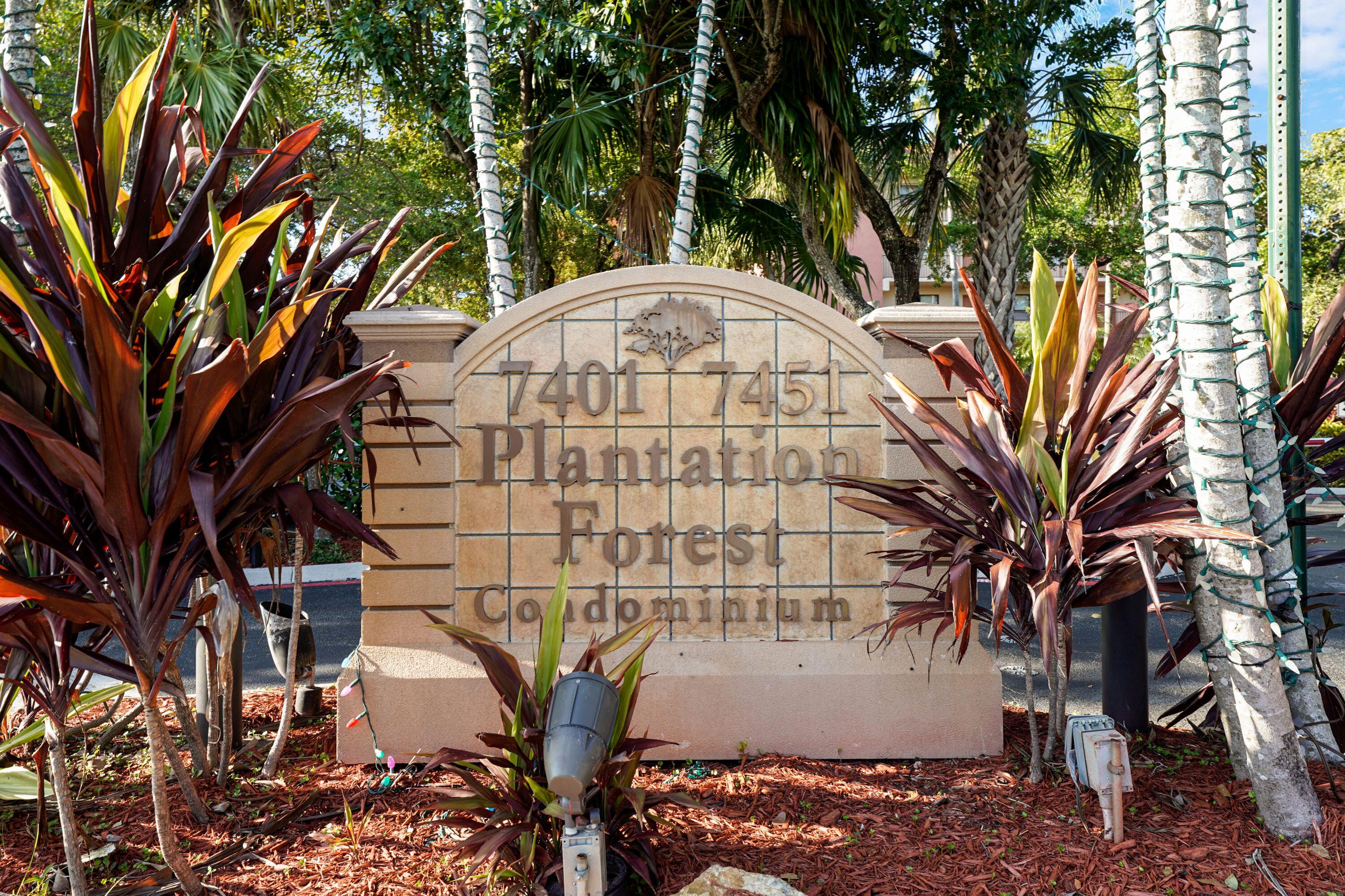 PLANTATION FOREST CONDO - Residential