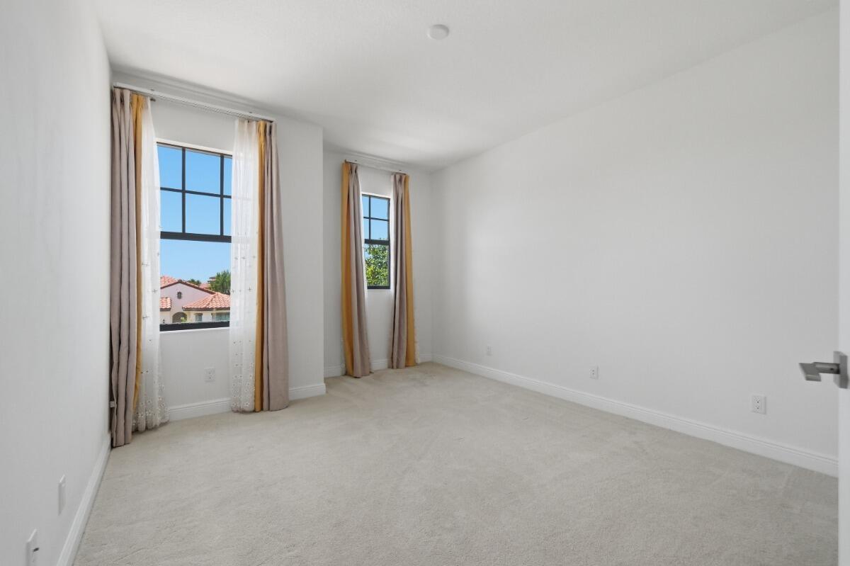 Parkland Bay - Residential Lease