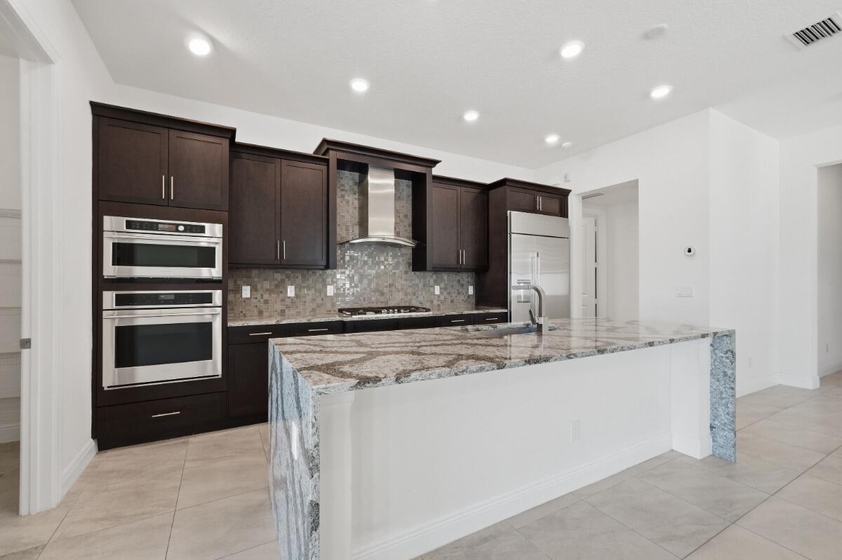 Parkland Bay - Residential Lease