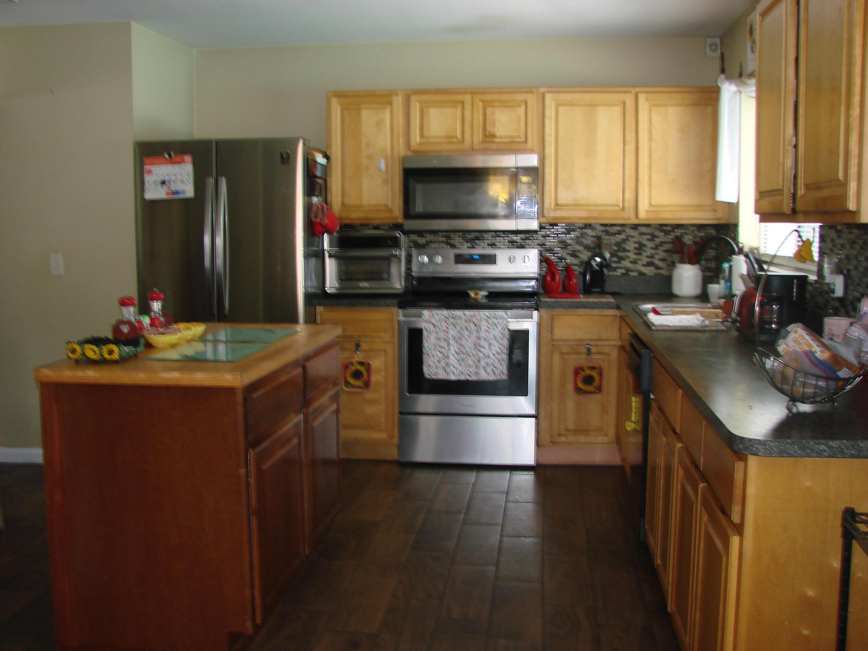 PORT ST LUCIE SECTION 42 1ST REPLAT - Residential