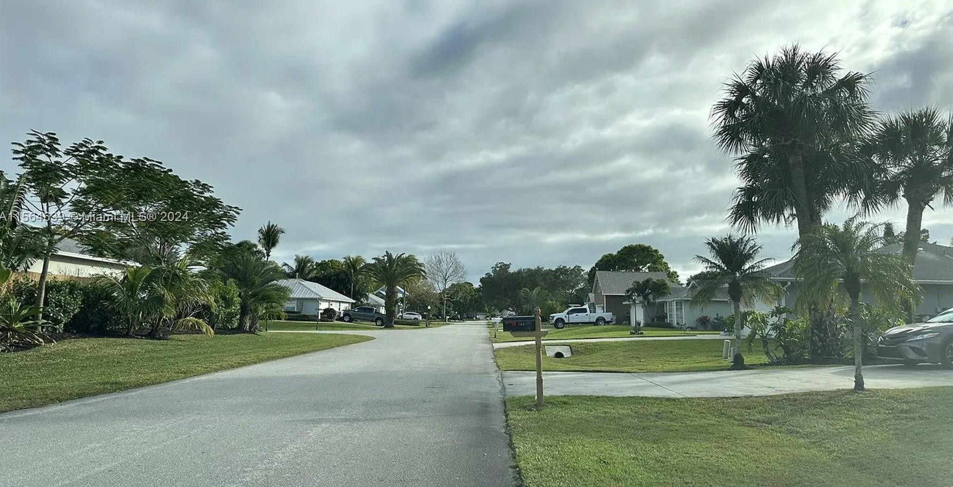 WOODBRIDGE ESTATES SUBDIVISION - Land