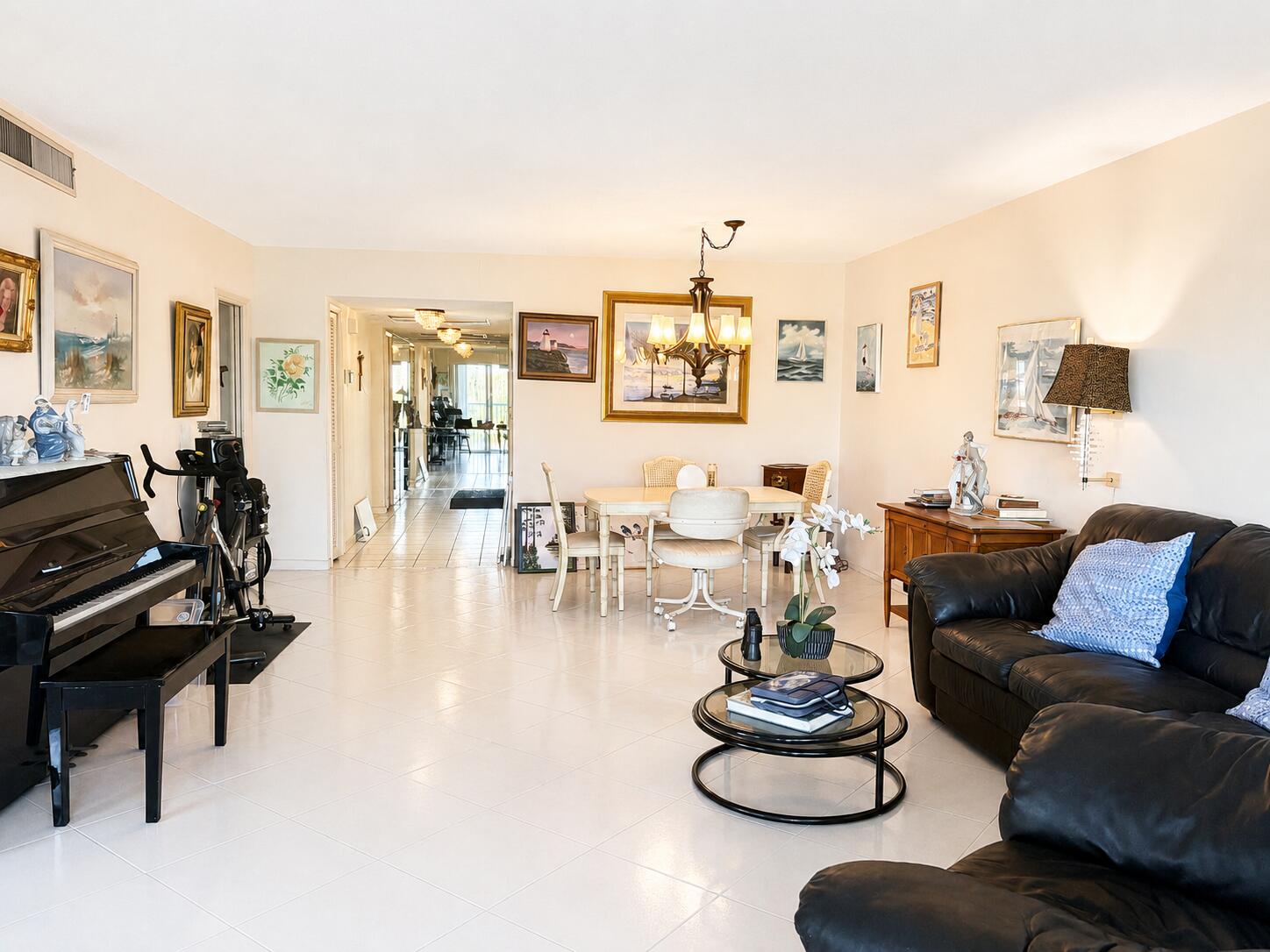 NO 13 PALM-AIRE COUNTRY CLUB - Residential