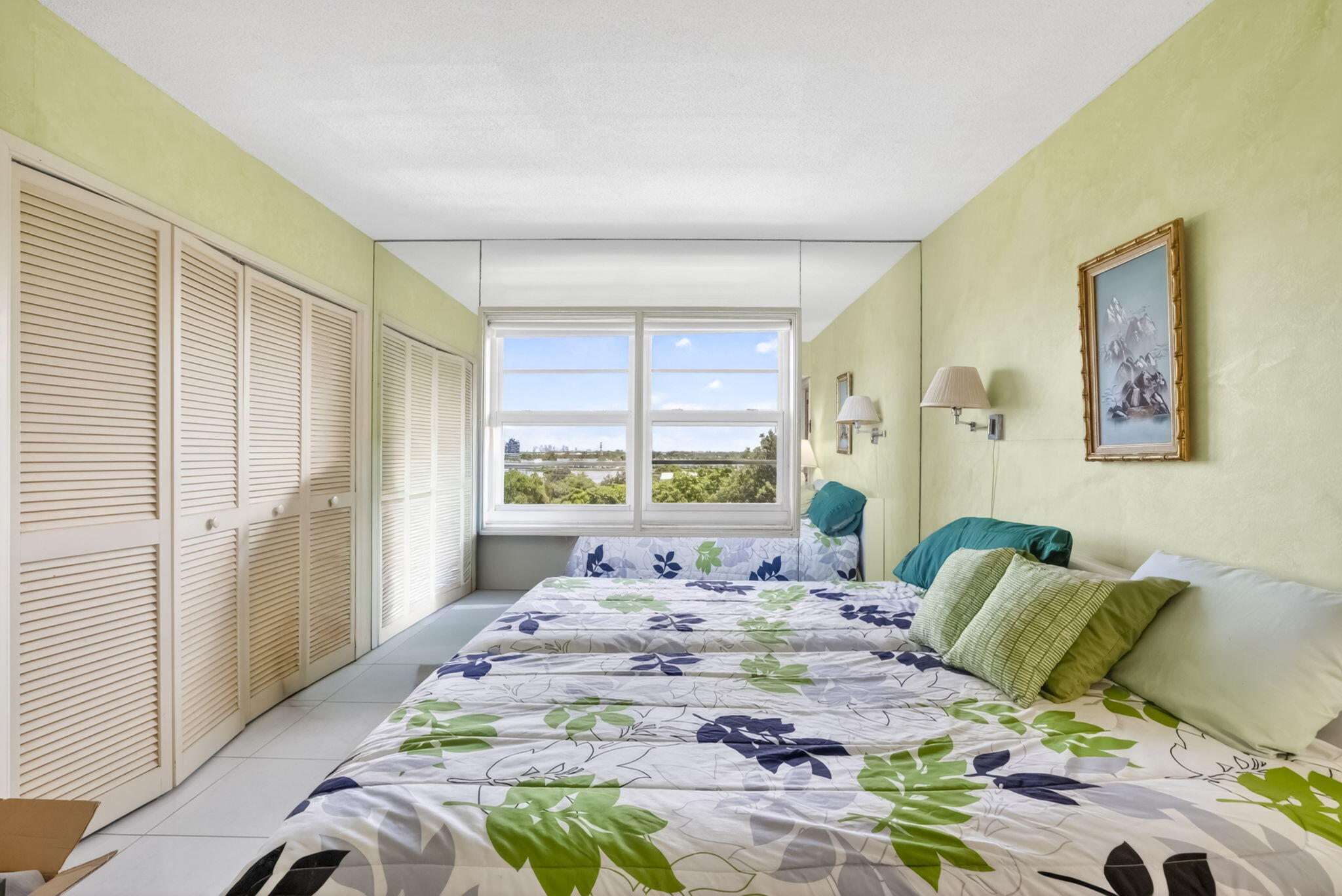 NO 13 PALM-AIRE COUNTRY CLUB - Residential
