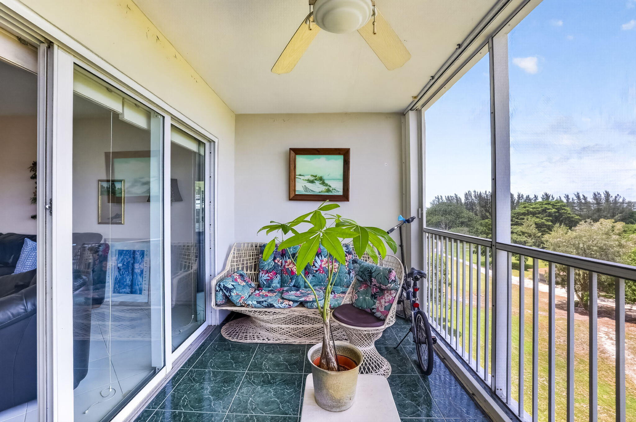NO 13 PALM-AIRE COUNTRY CLUB - Residential
