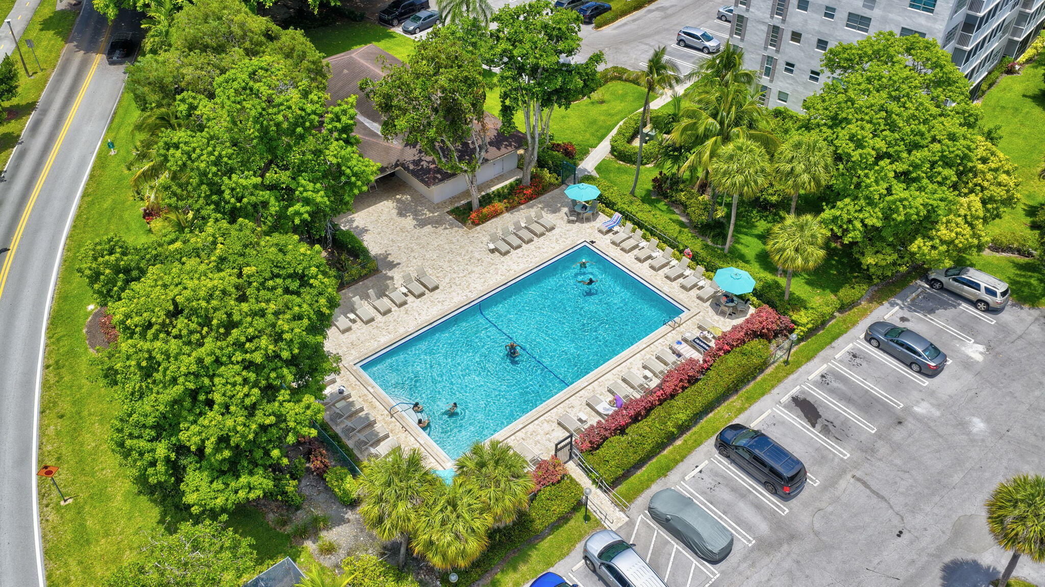 NO 13 PALM-AIRE COUNTRY CLUB - Residential