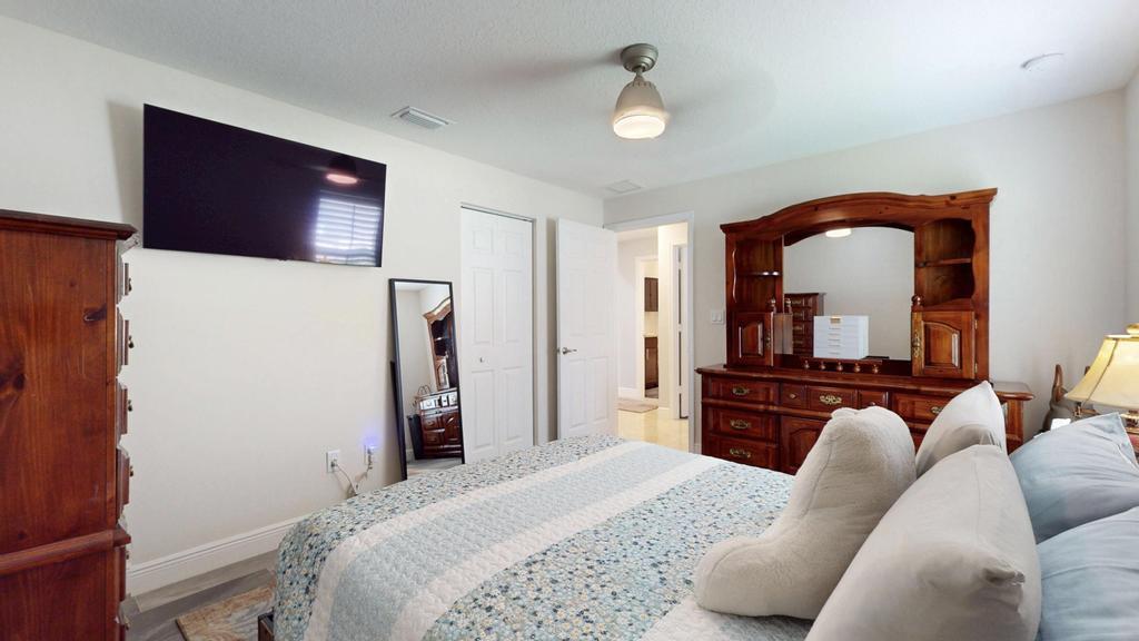 PORT ST LUCIE SECTION 33 - Residential