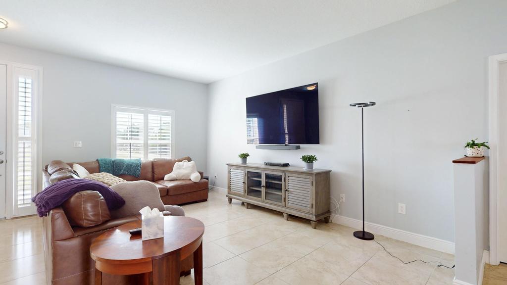 PORT ST LUCIE SECTION 33 - Residential