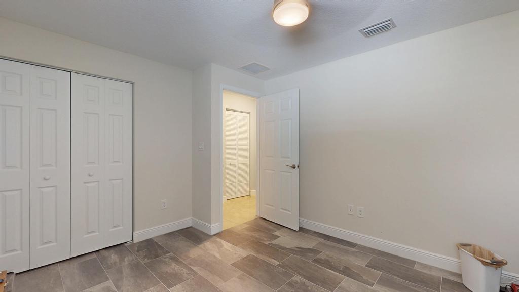 PORT ST LUCIE SECTION 33 - Residential
