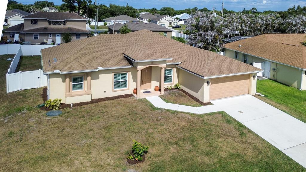 PORT ST LUCIE SECTION 33 - Residential