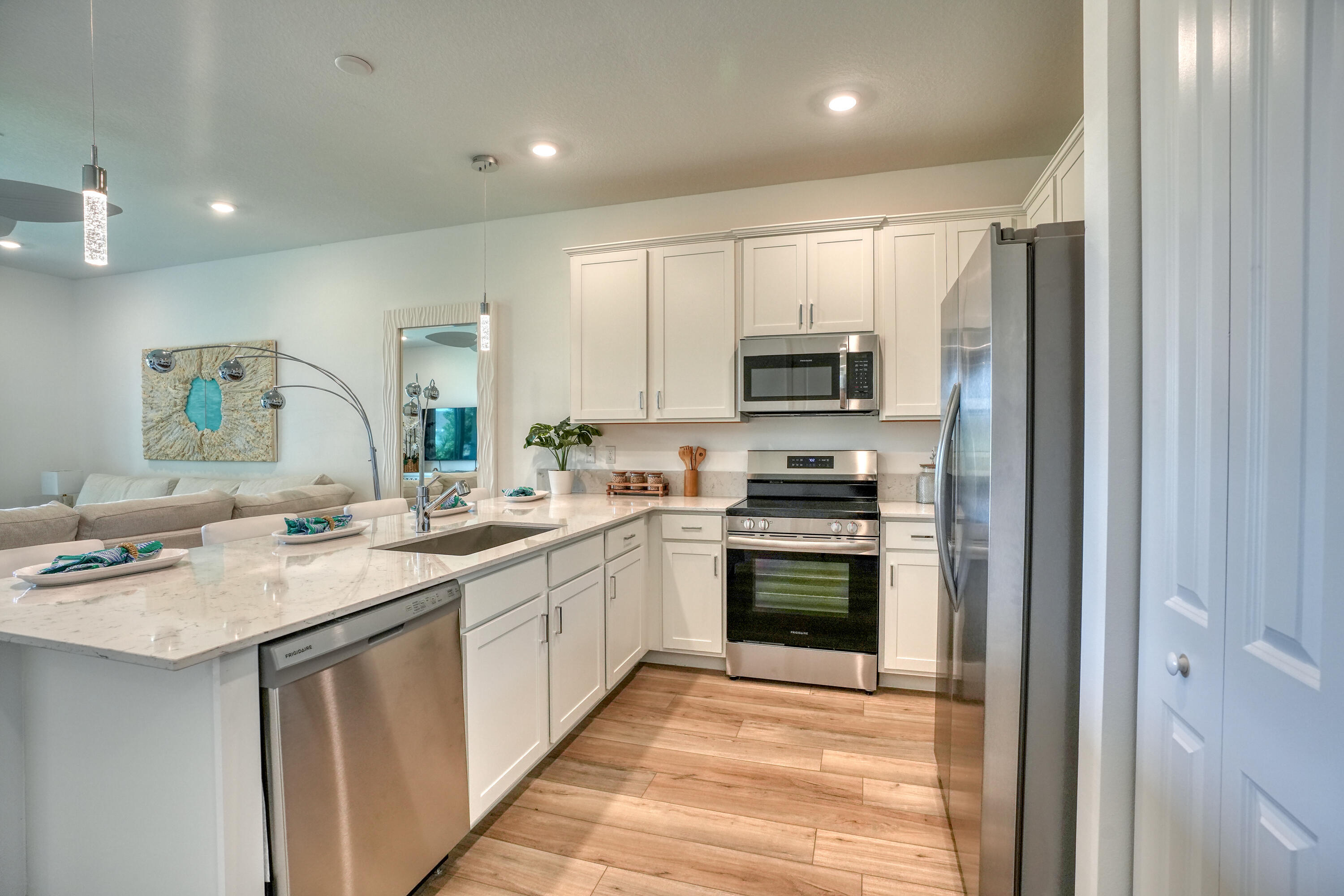 DELRAY TRAILS AT VILLA DELRAY PUD - Residential